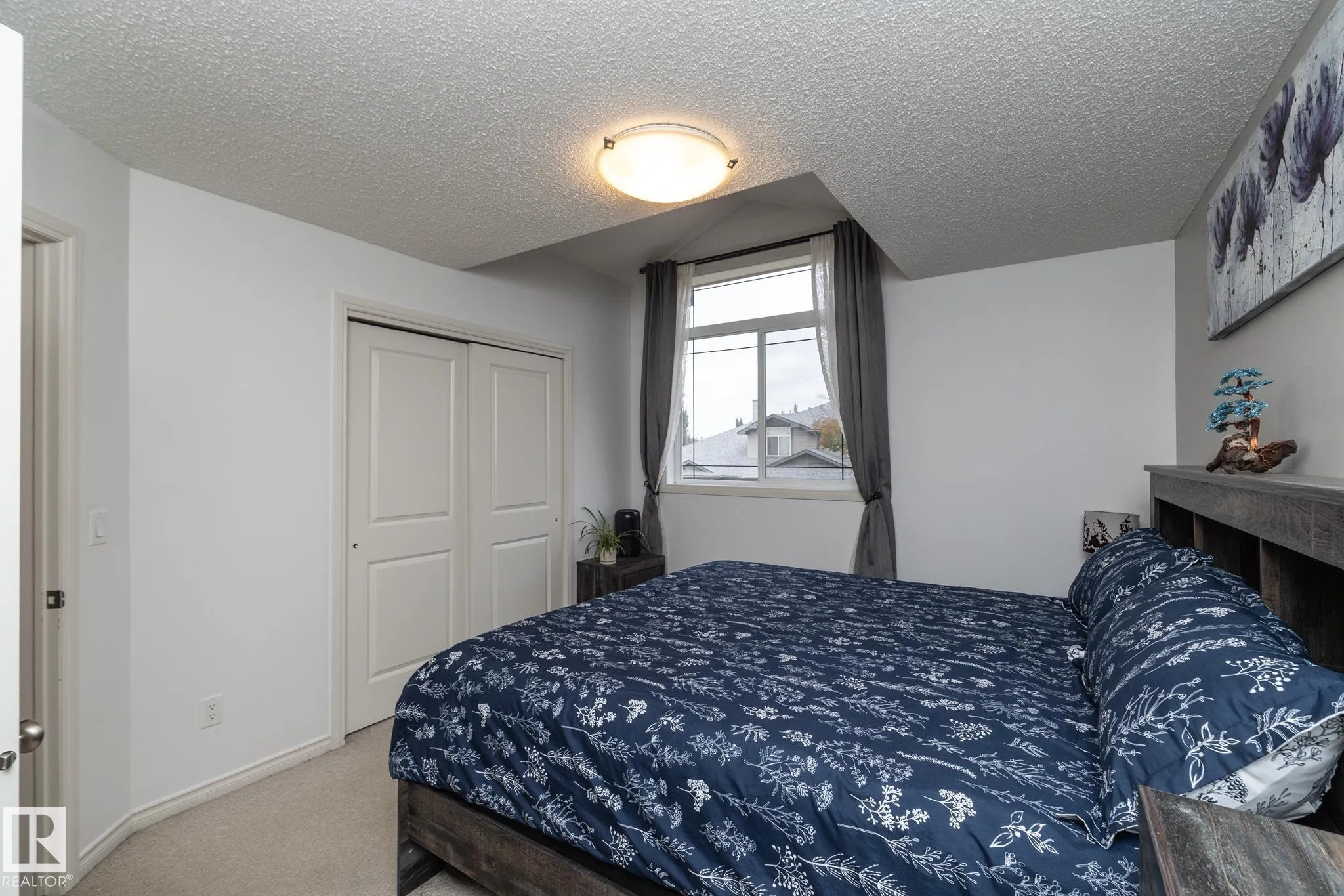 10 WOODCREST
