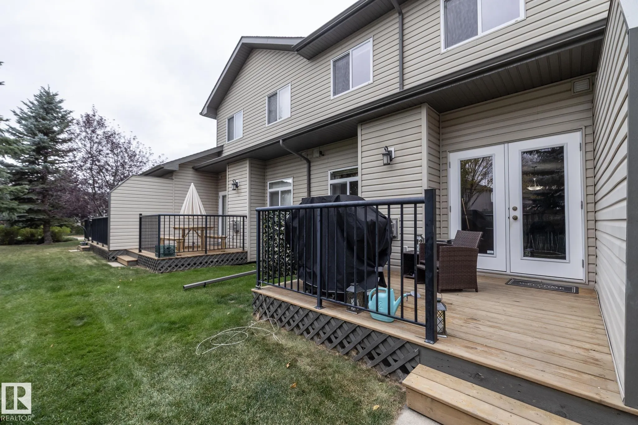 10 WOODCREST