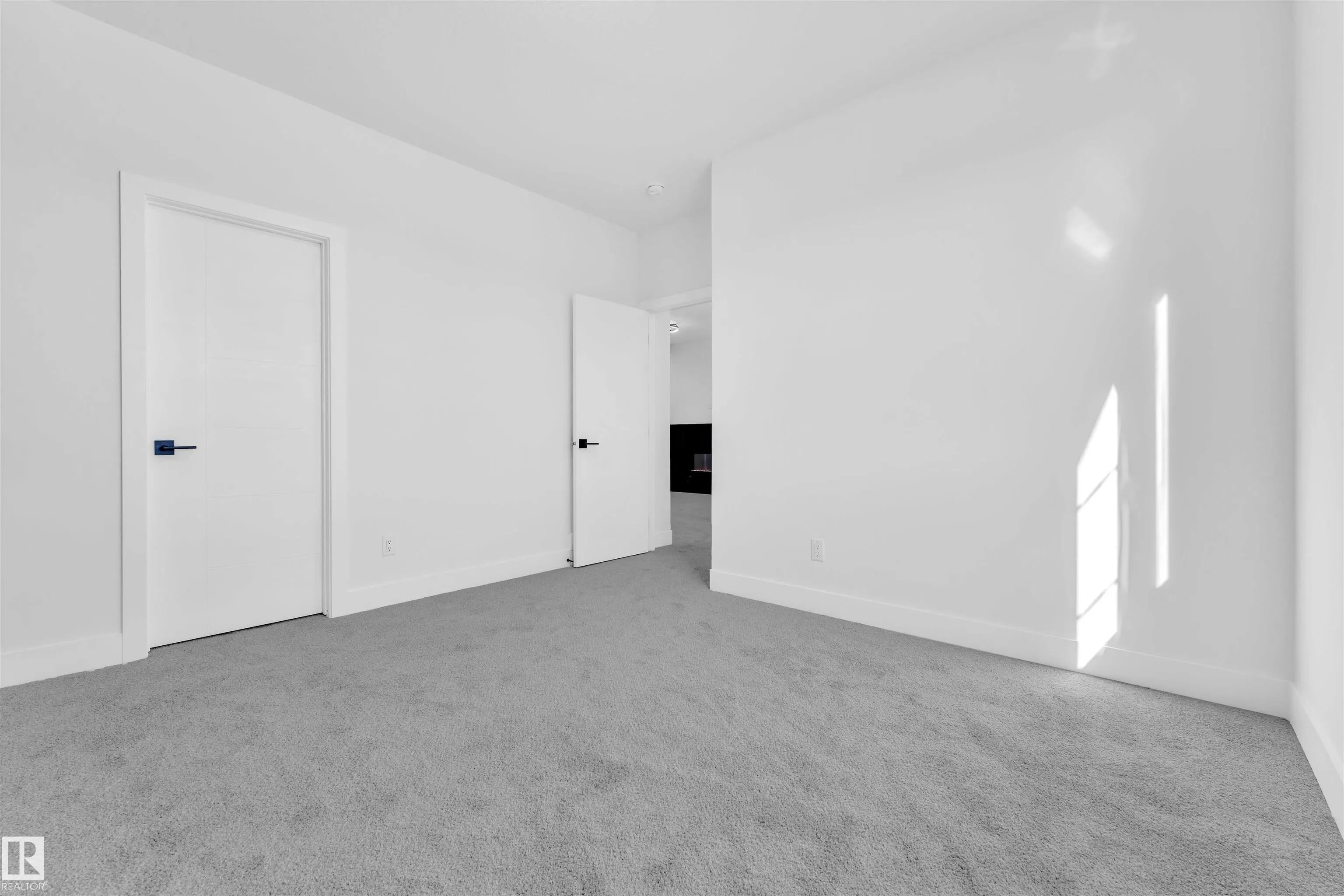 638 Astoria Way