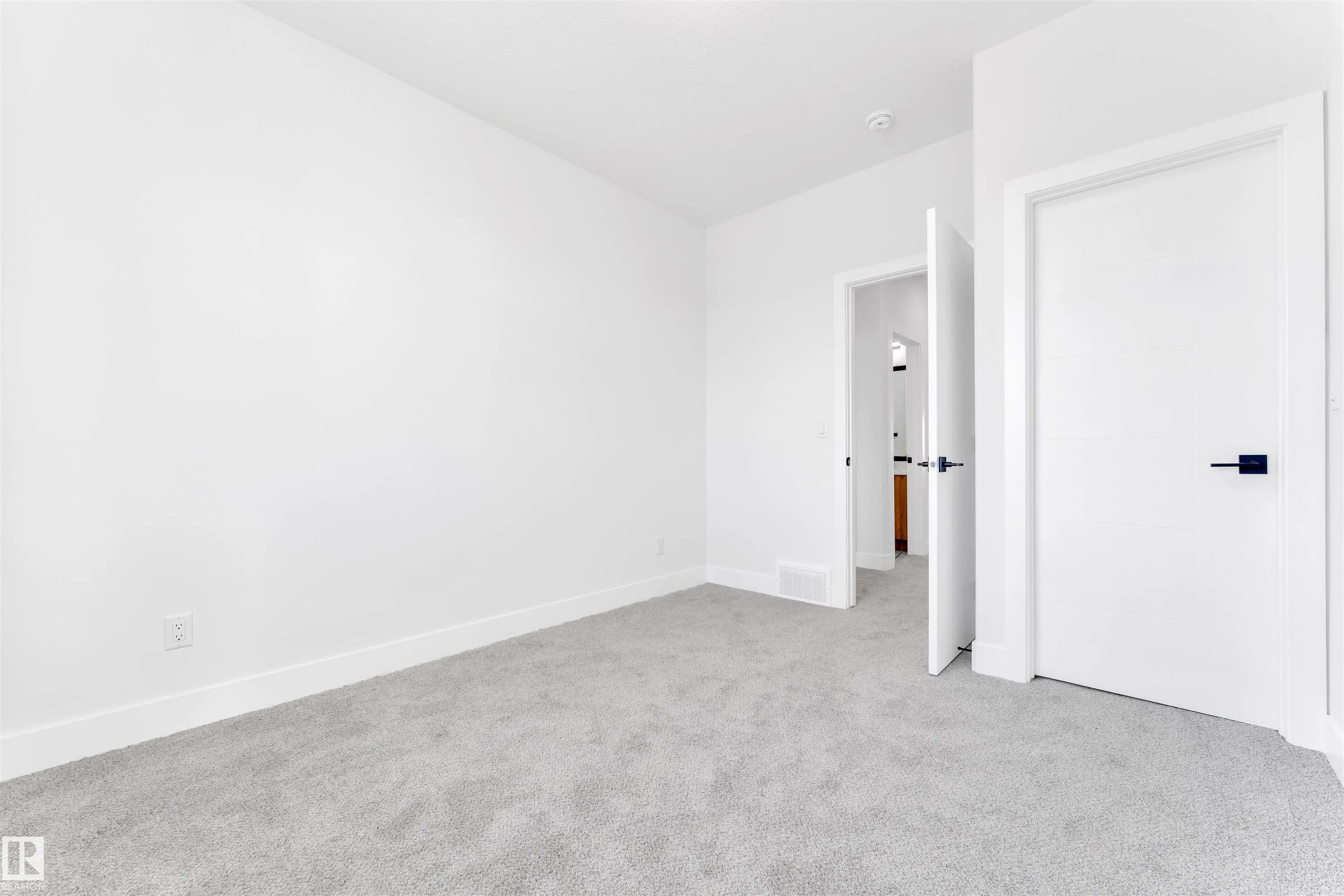 638 Astoria Way