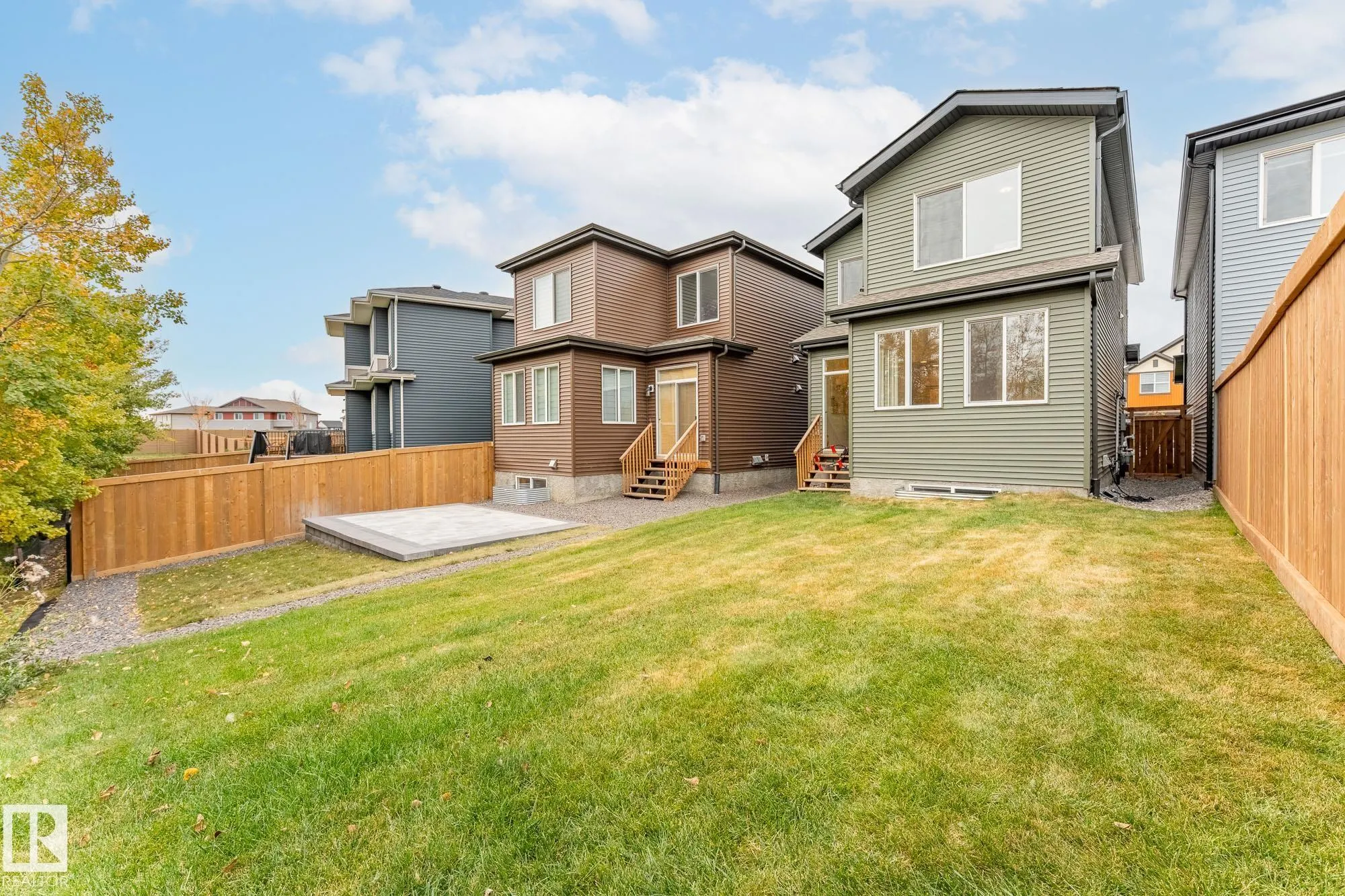 431 CONROY Crescent