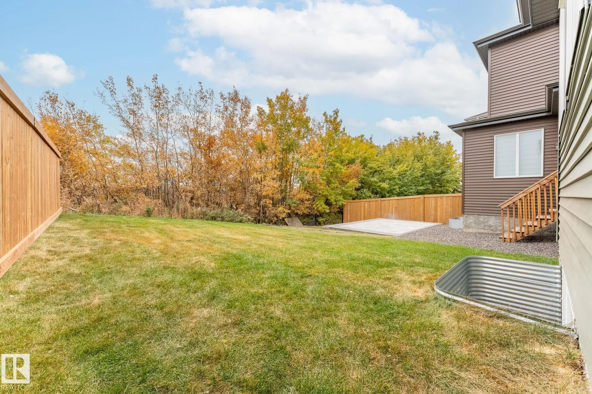 431 CONROY Crescent