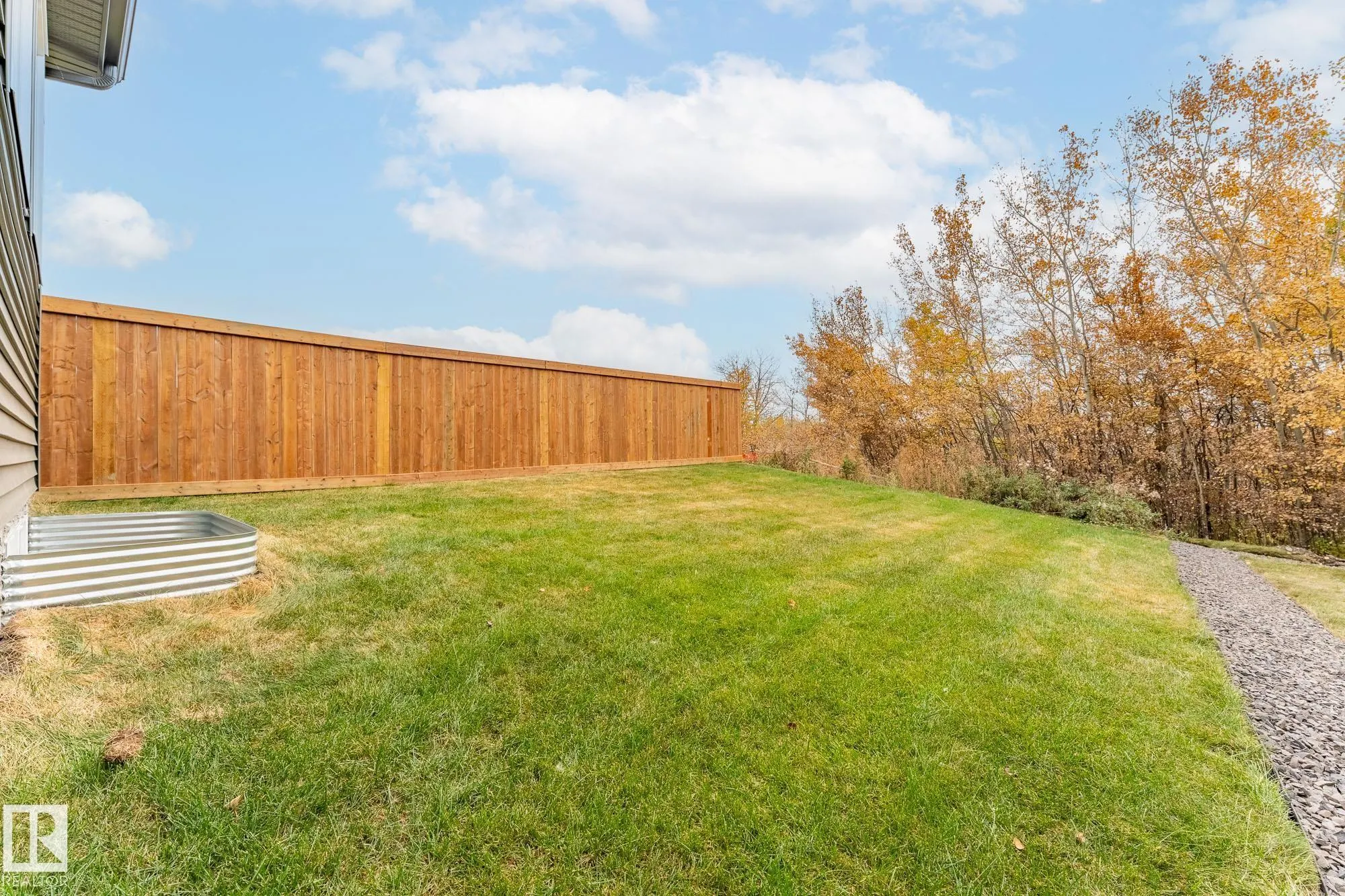 431 CONROY Crescent