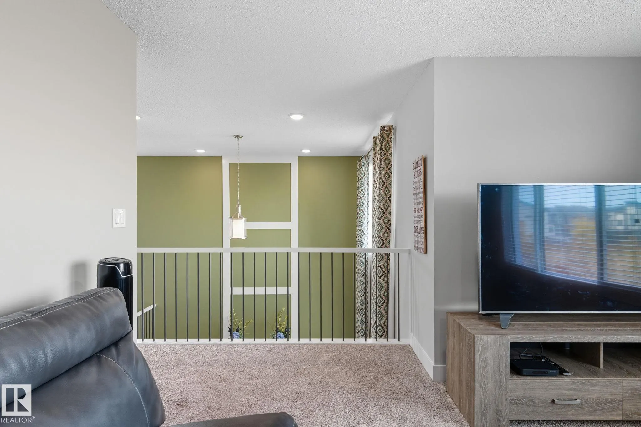 1066 ALLENDALE Crescent