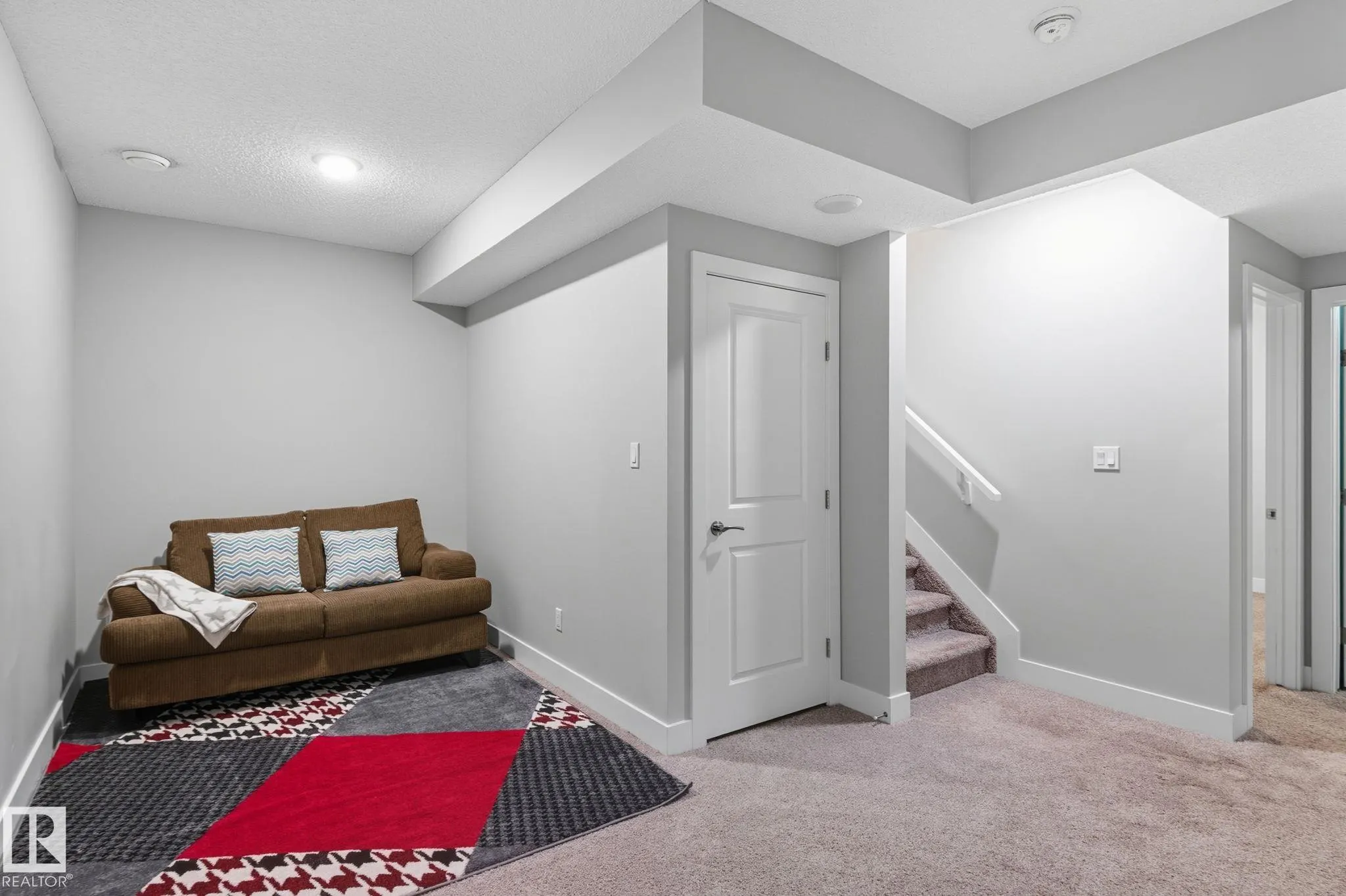 1066 ALLENDALE Crescent