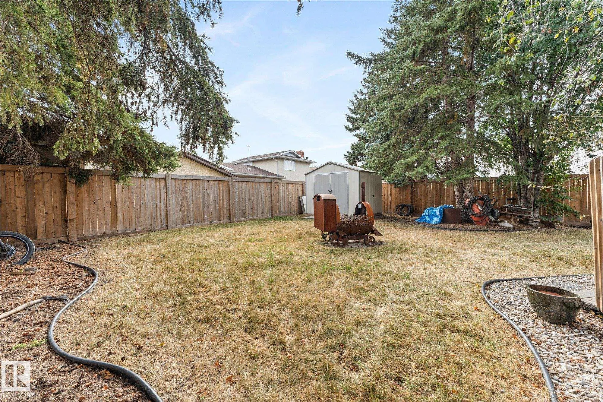 11907 164 Avenue
