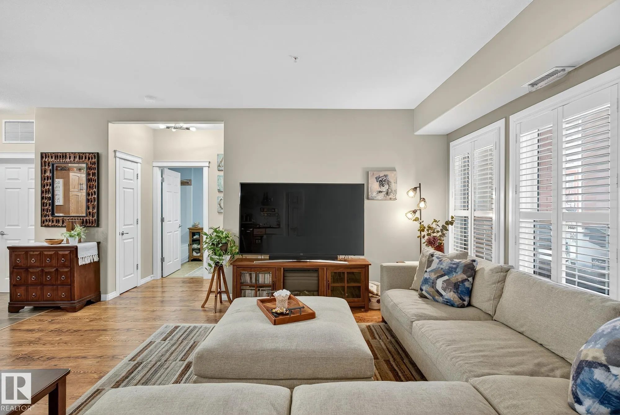 45 INGLEWOOD Drive