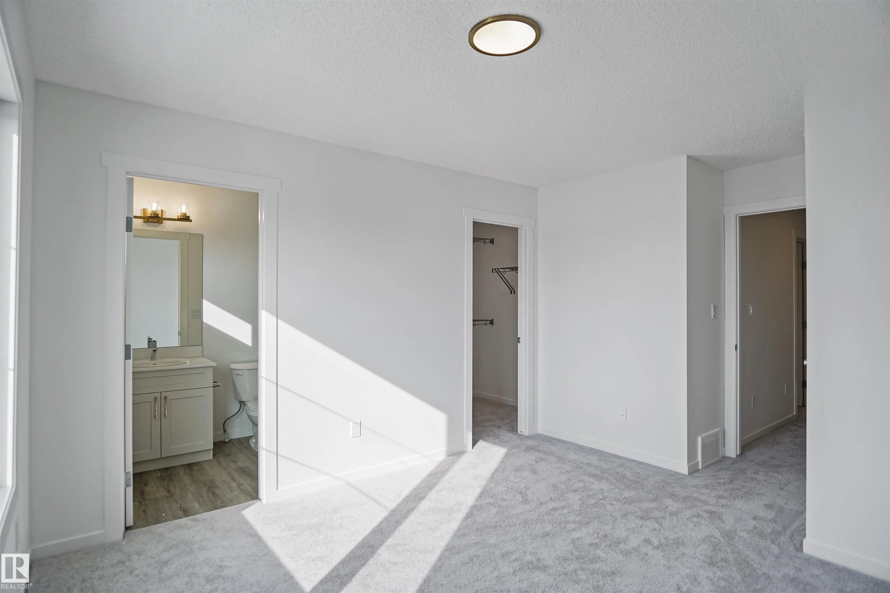 4157 Kinglet Drive