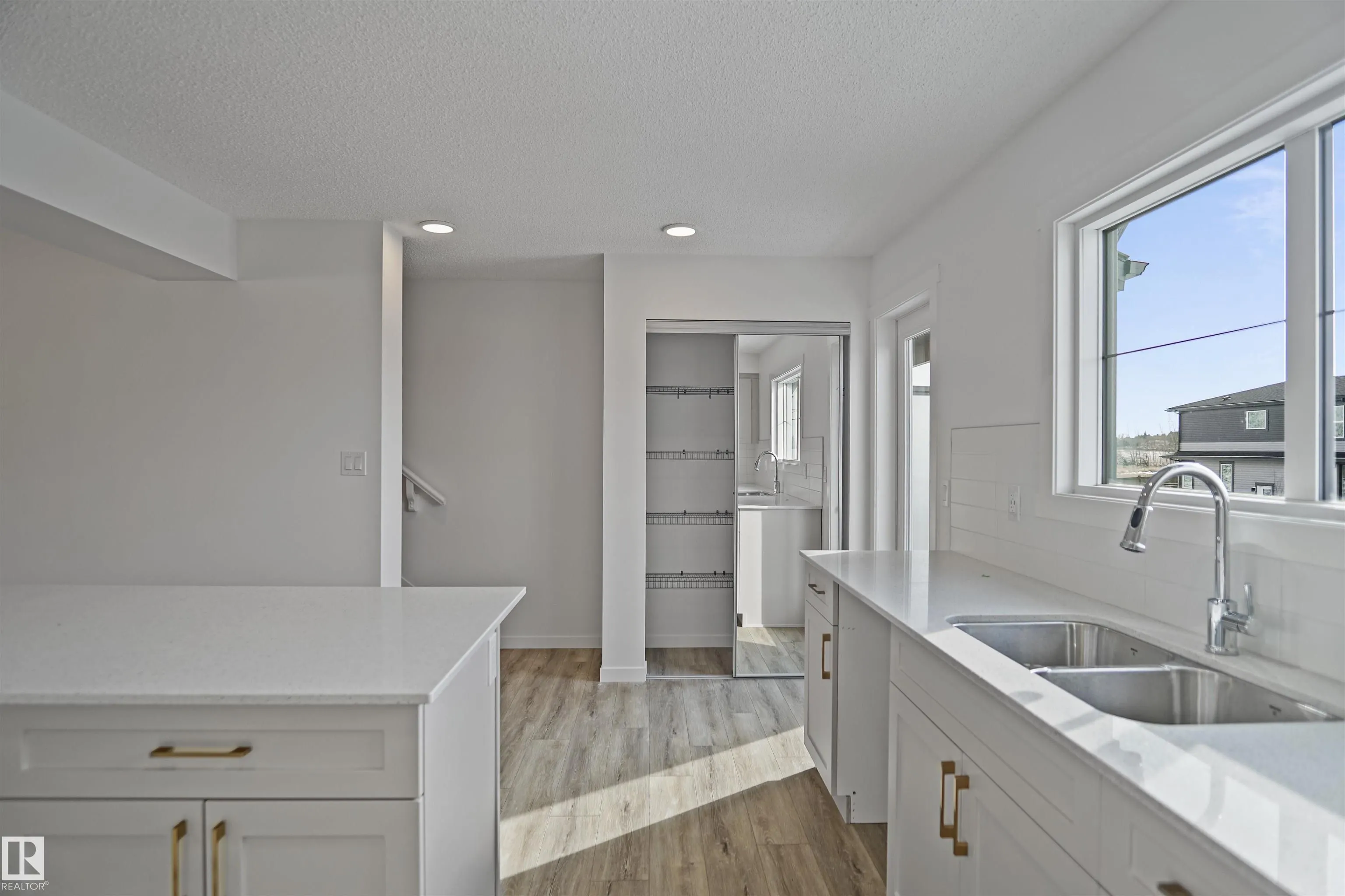 4157 Kinglet Drive