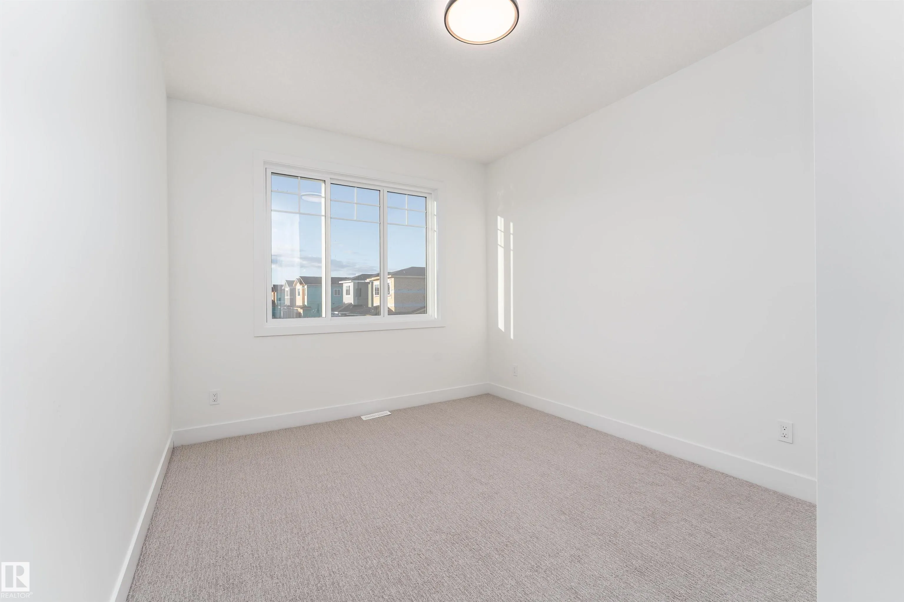 78 Eldridge Point(e)