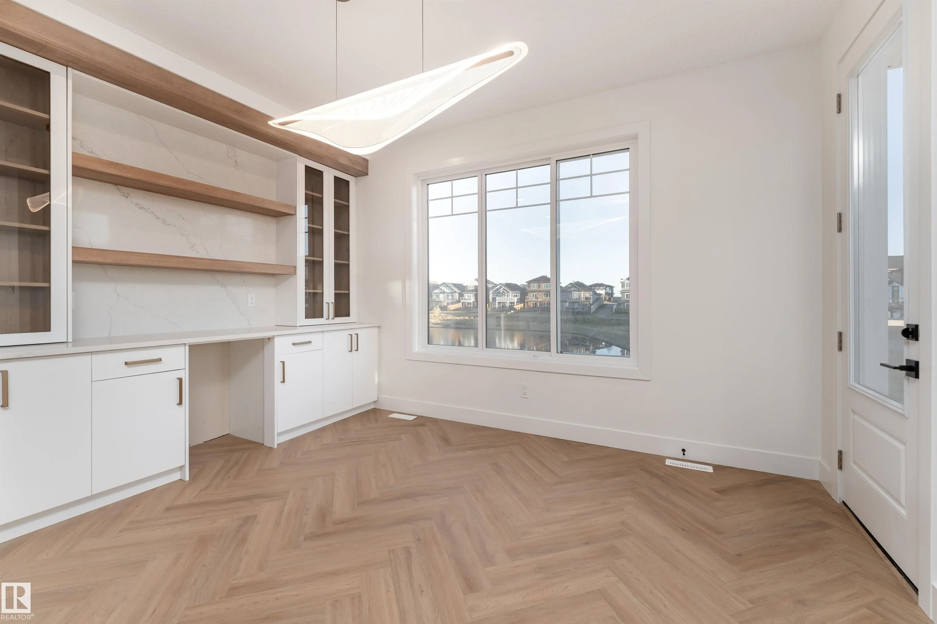 78 Eldridge Point(e)