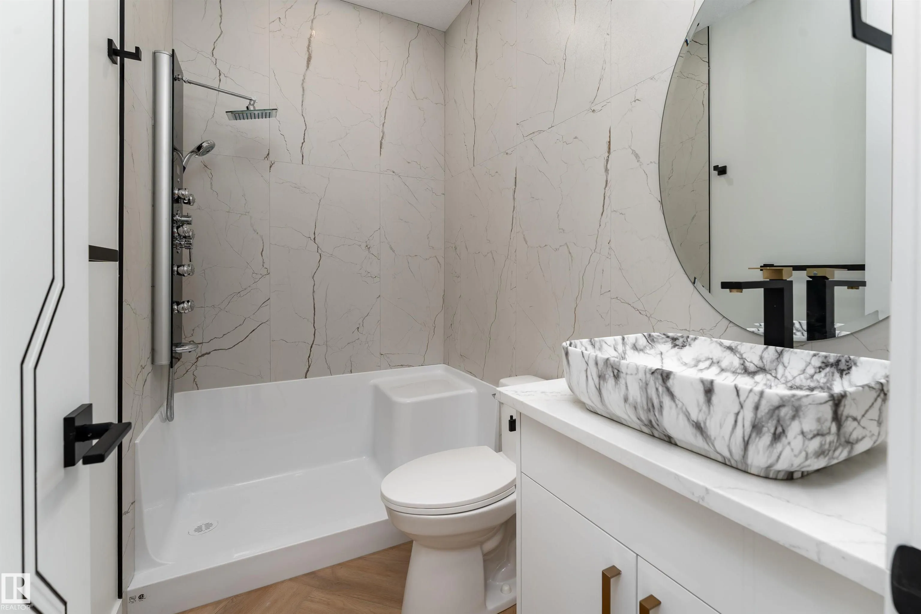 78 Eldridge Point(e)