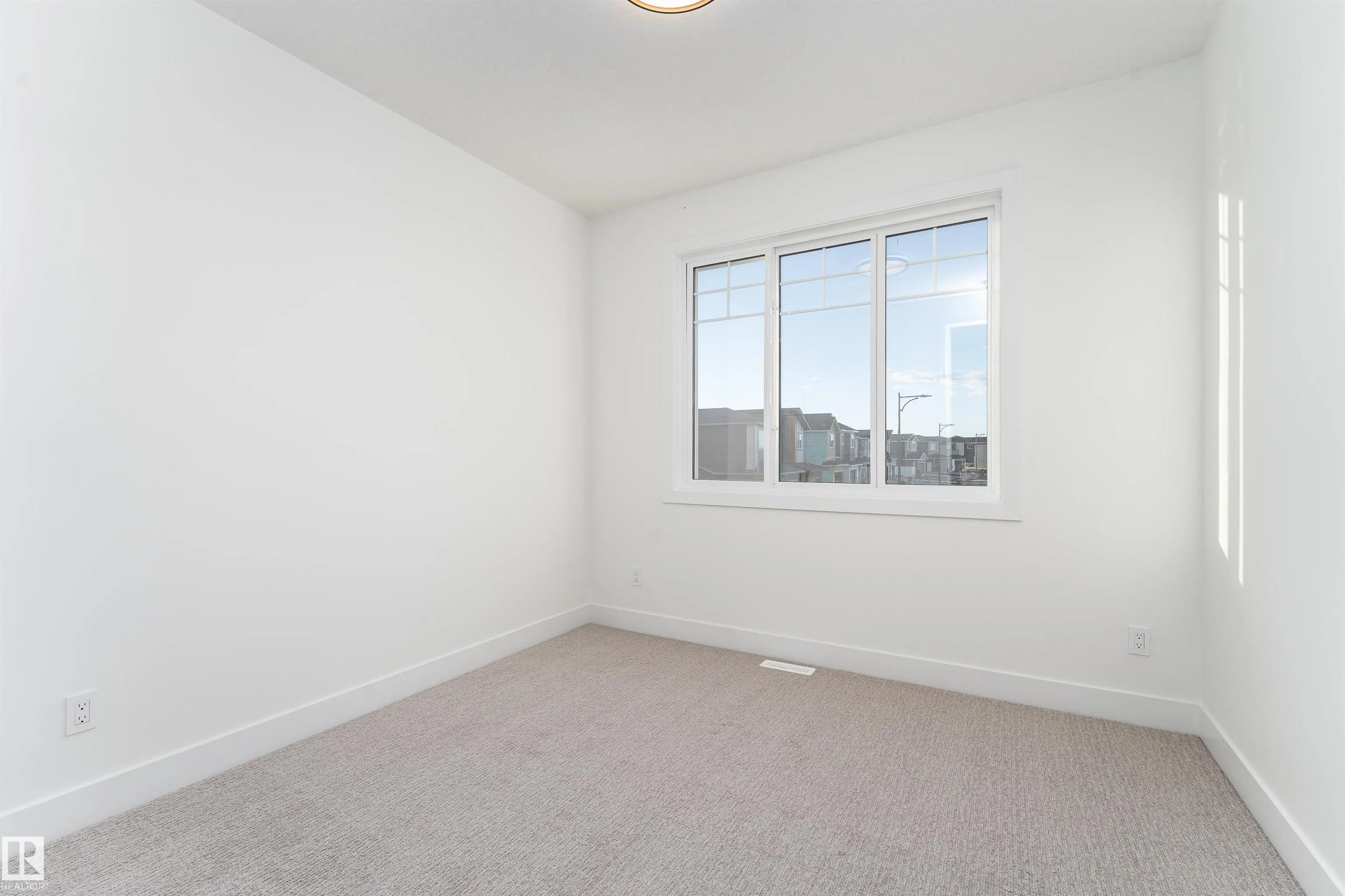 78 Eldridge Point(e)