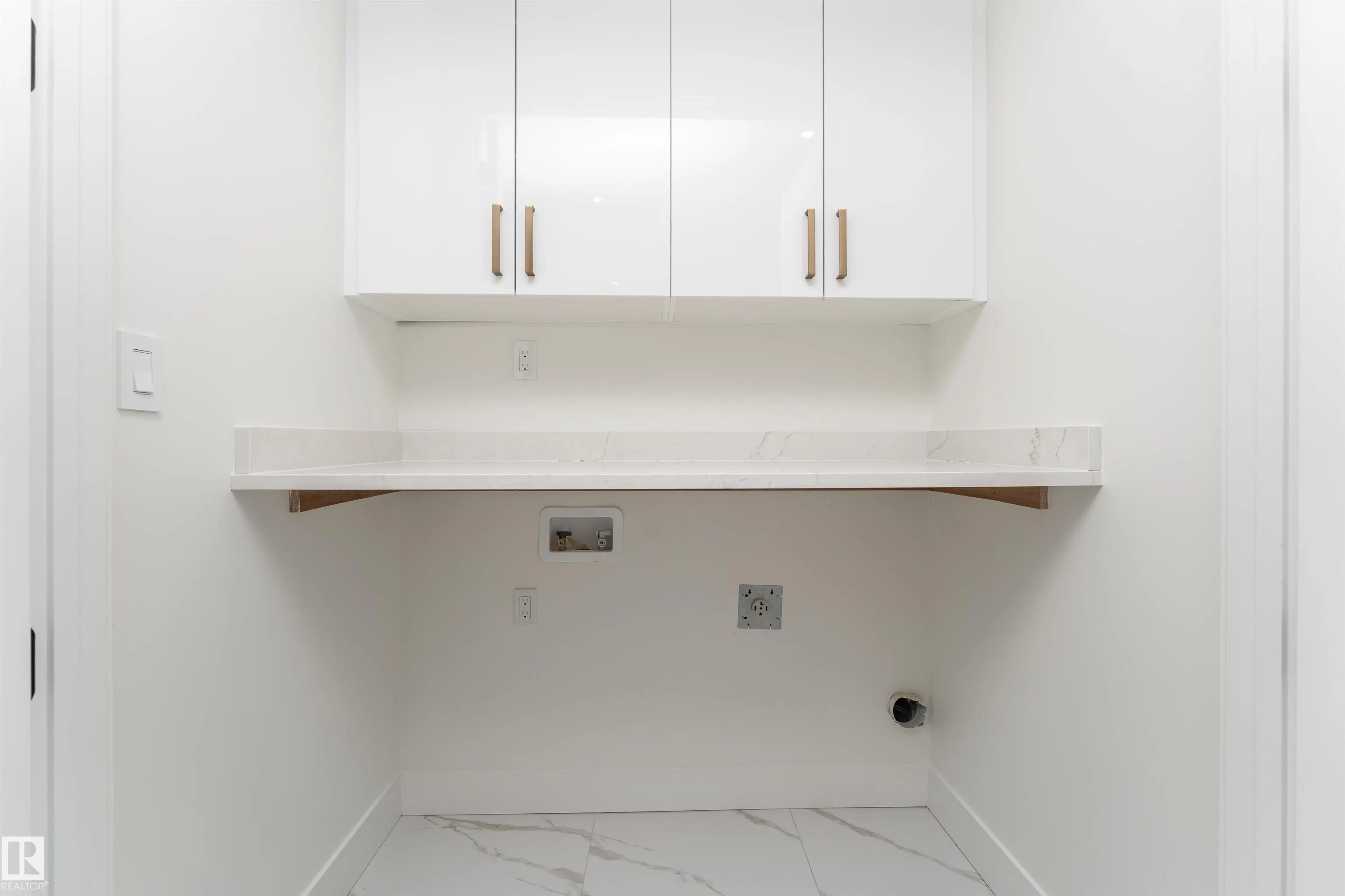 78 Eldridge Point(e)