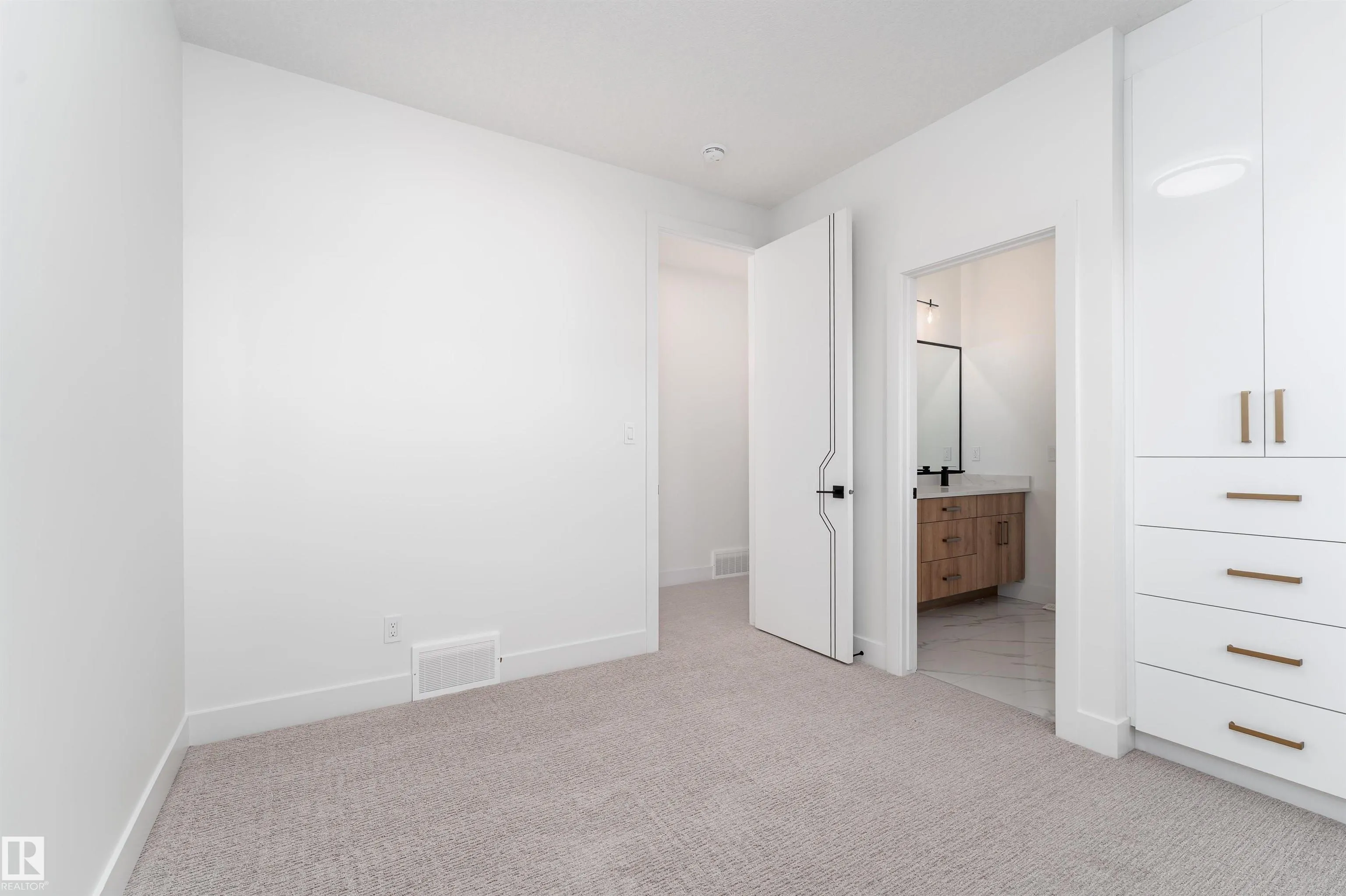 78 Eldridge Point(e)