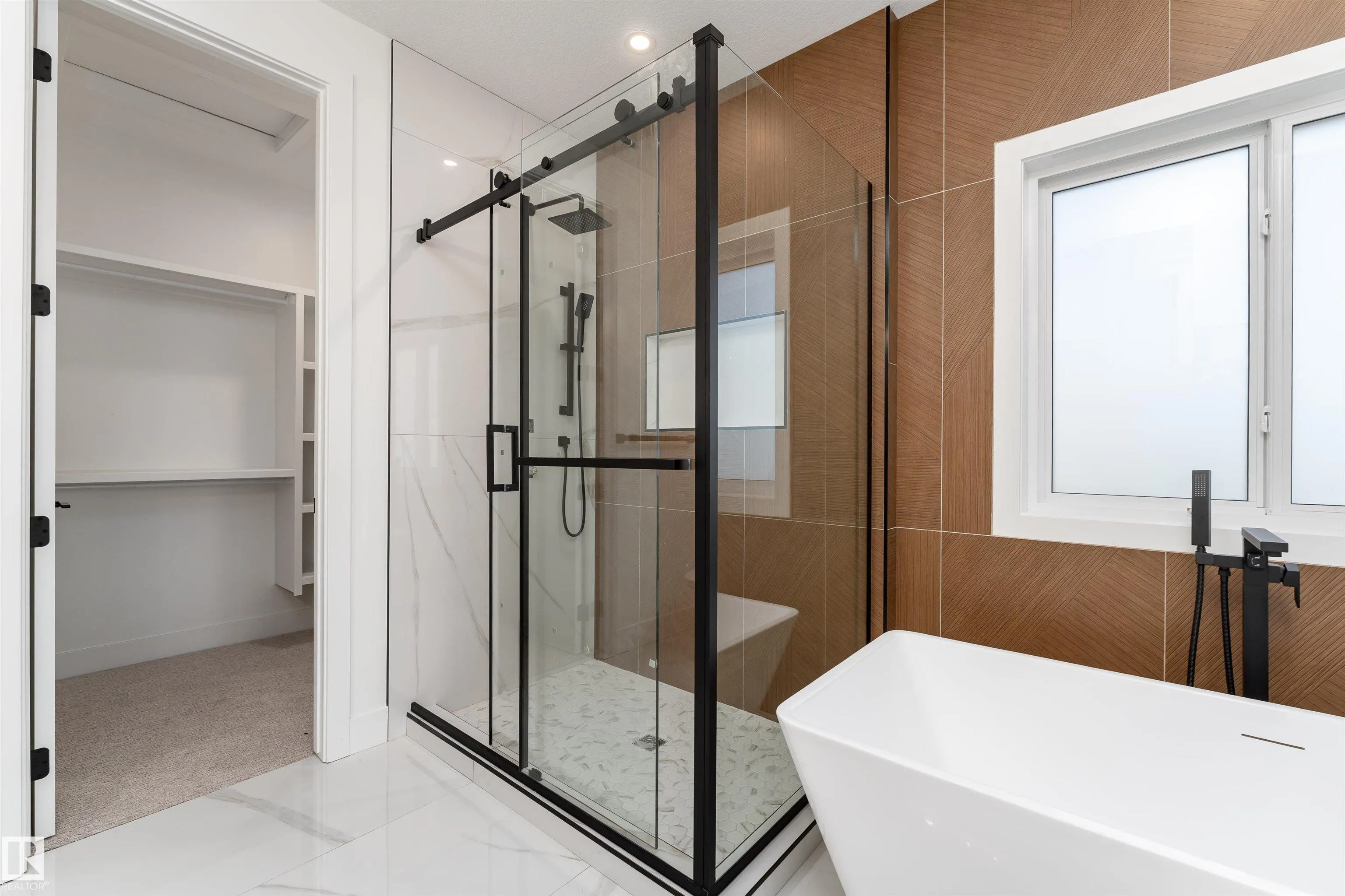 78 Eldridge Point(e)