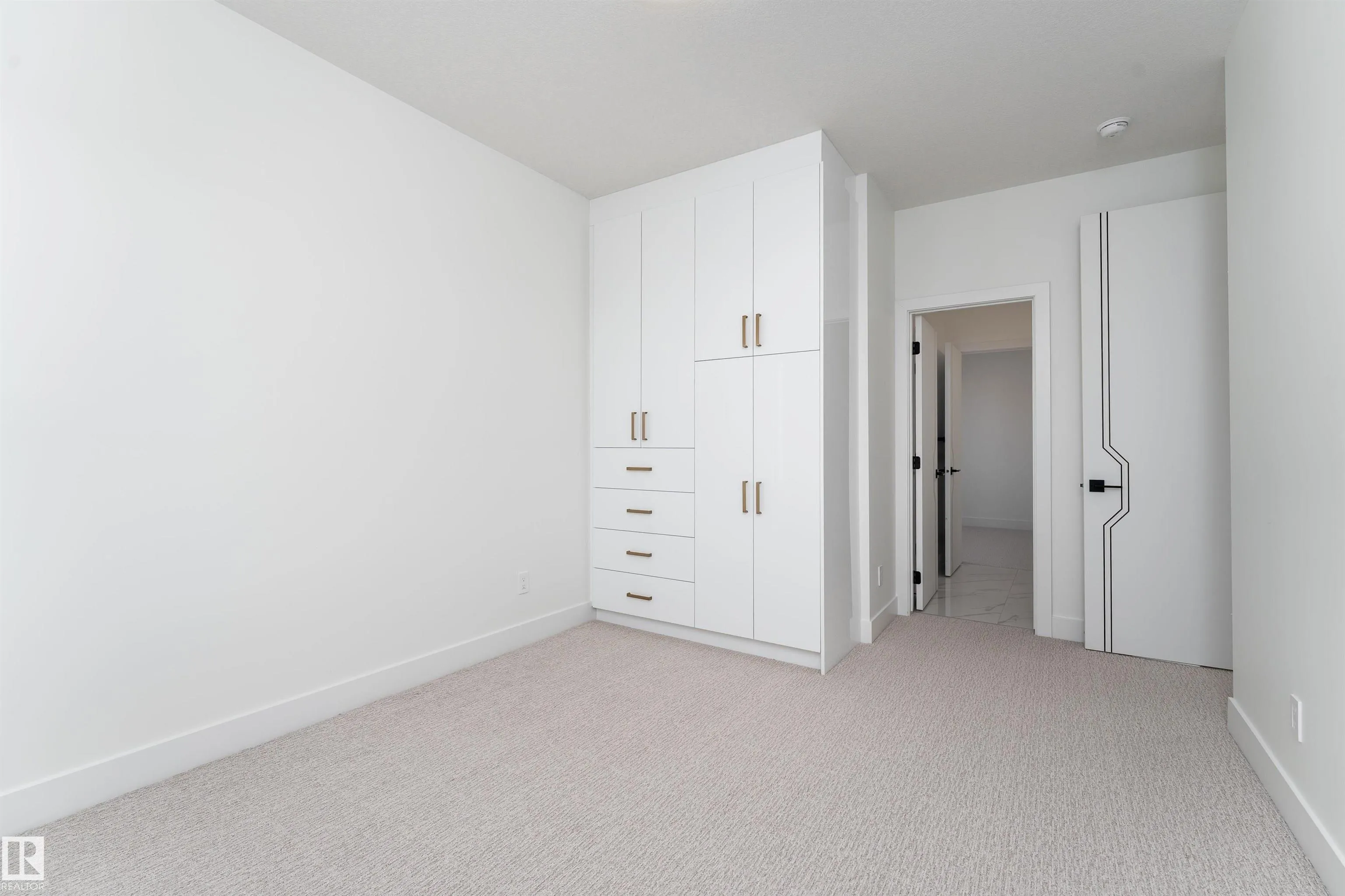 78 Eldridge Point(e)