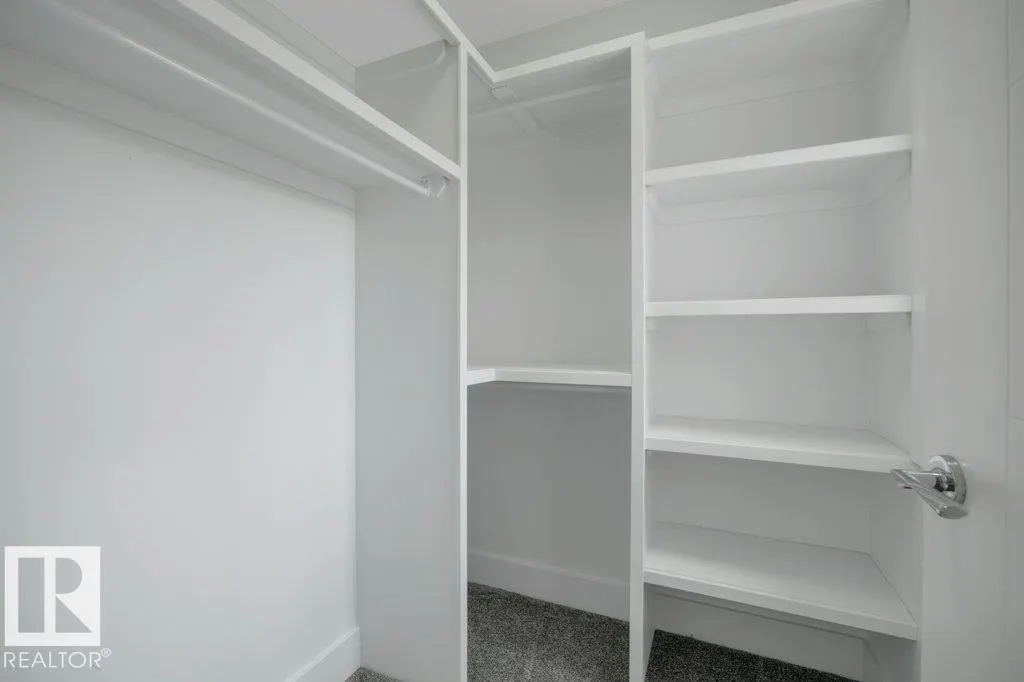 64 SANDALWOOD Place