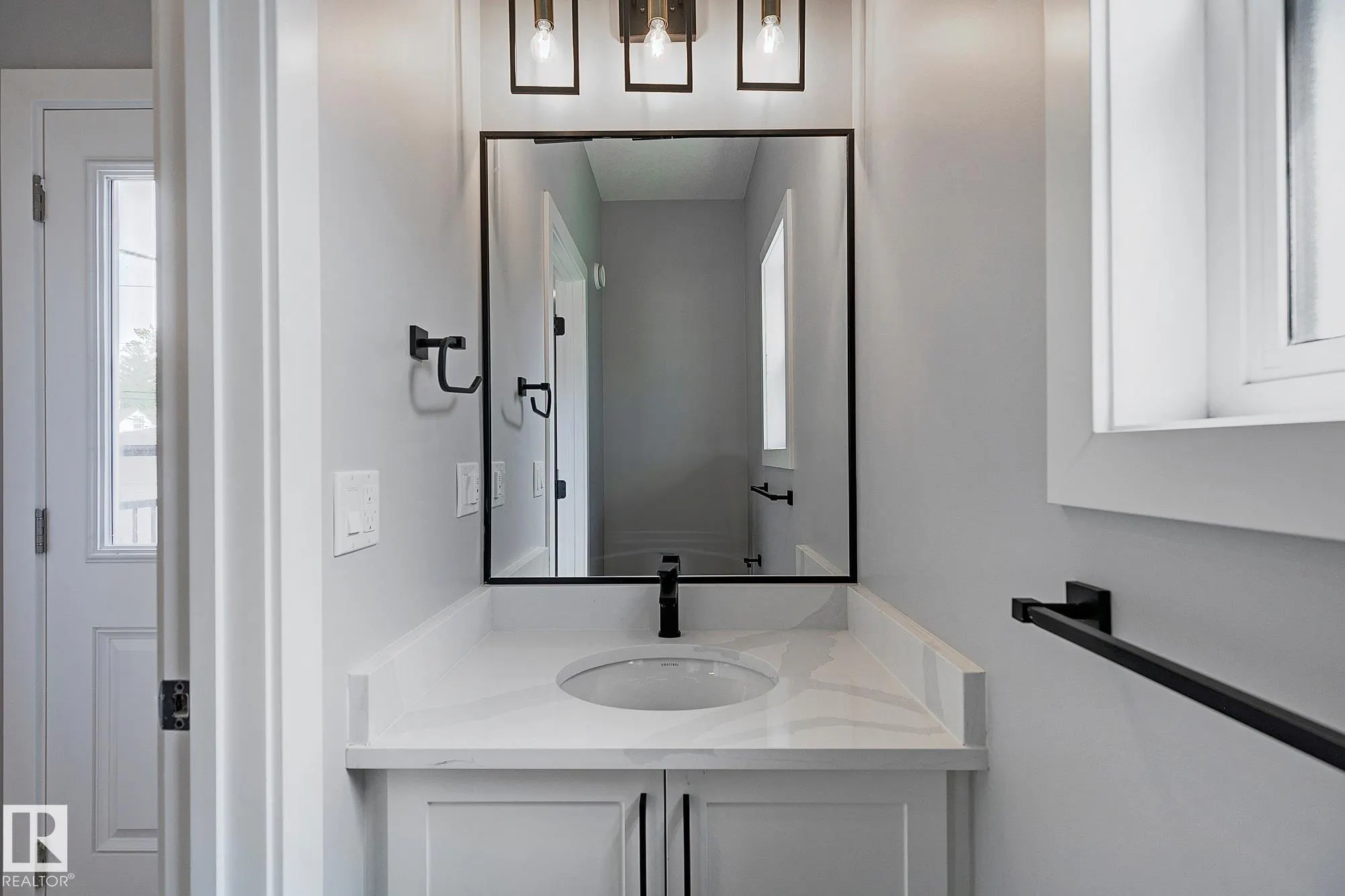 11633 ST ALBERT Trail