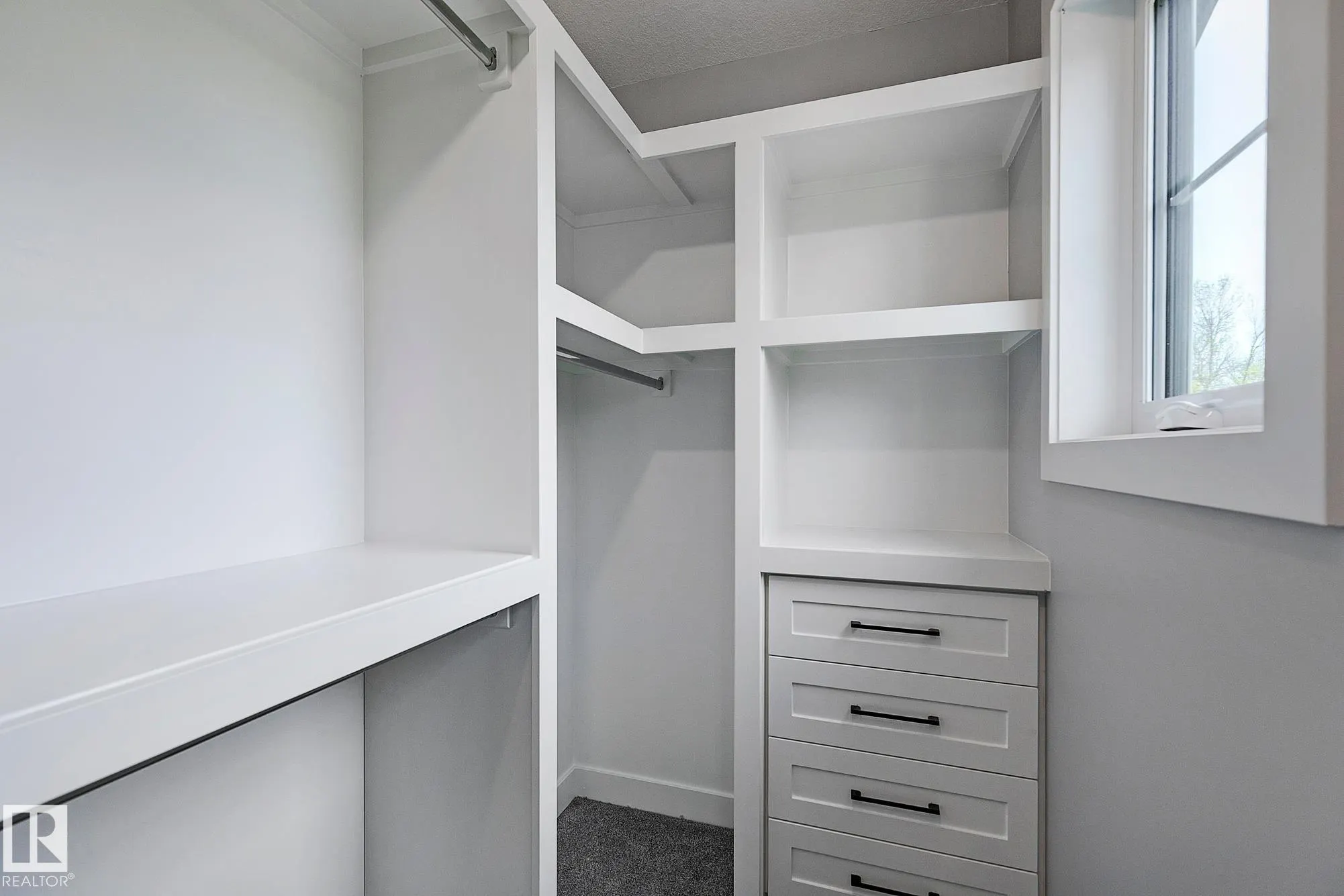 11633 ST ALBERT Trail