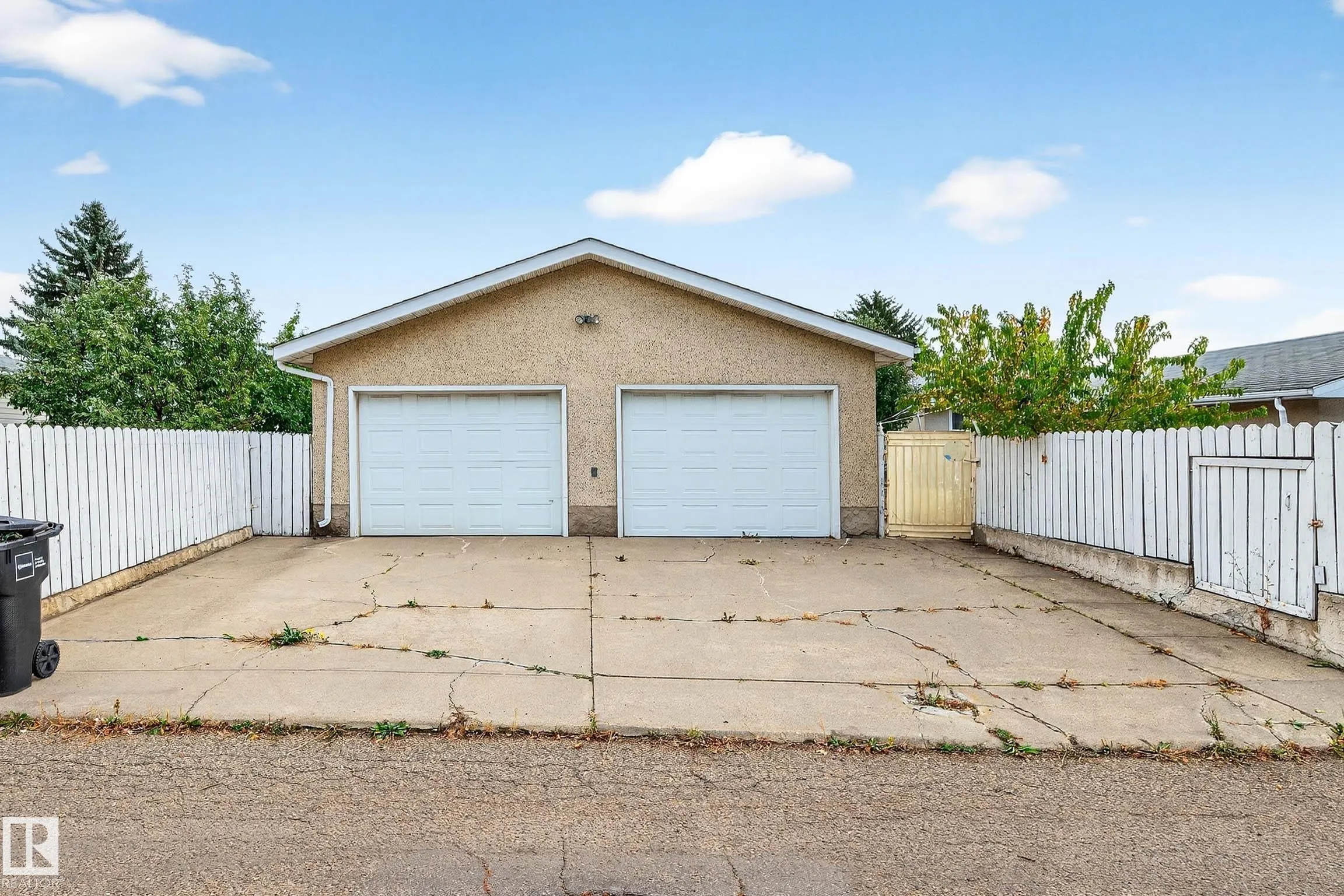 15008 96 Street