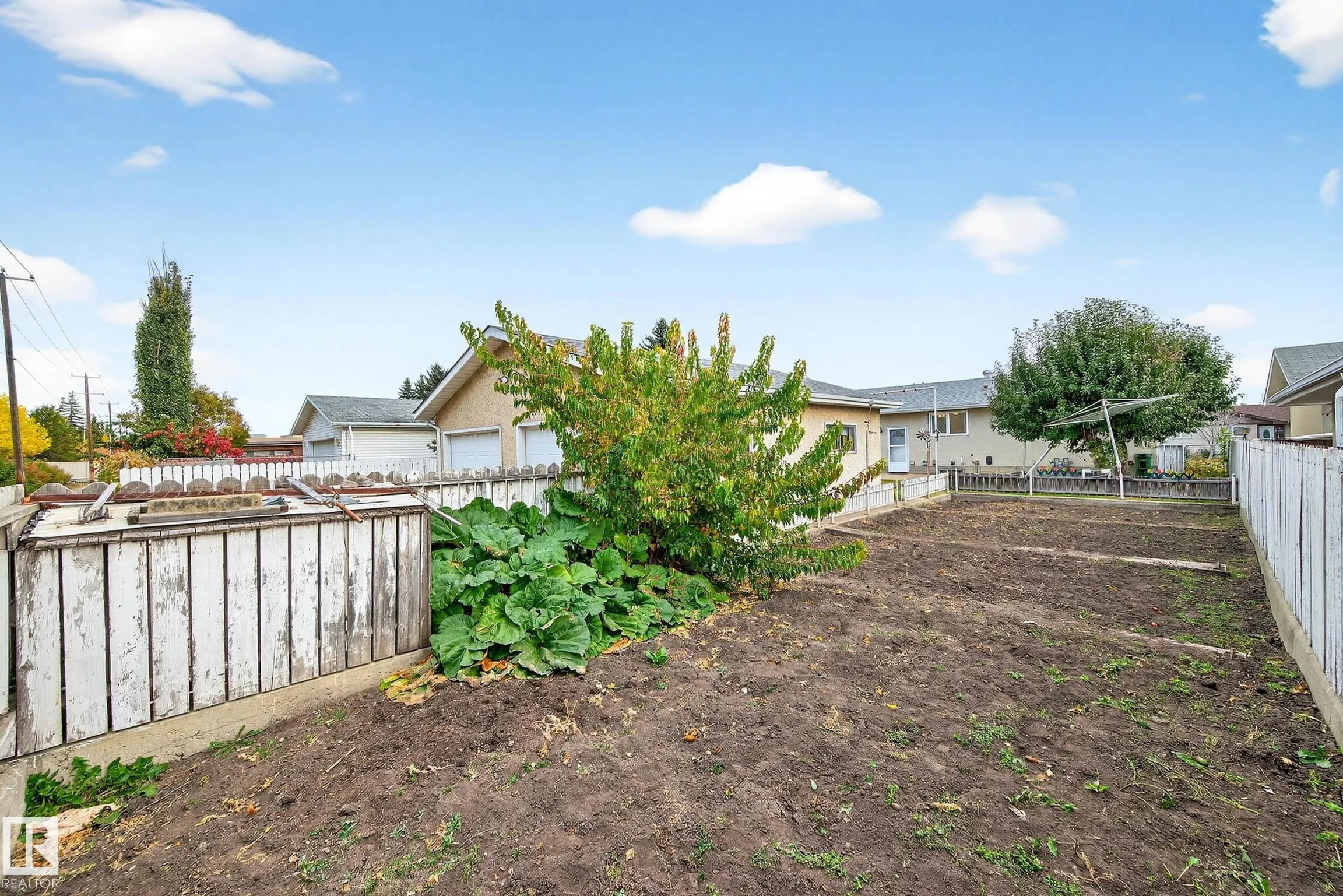 15008 96 Street