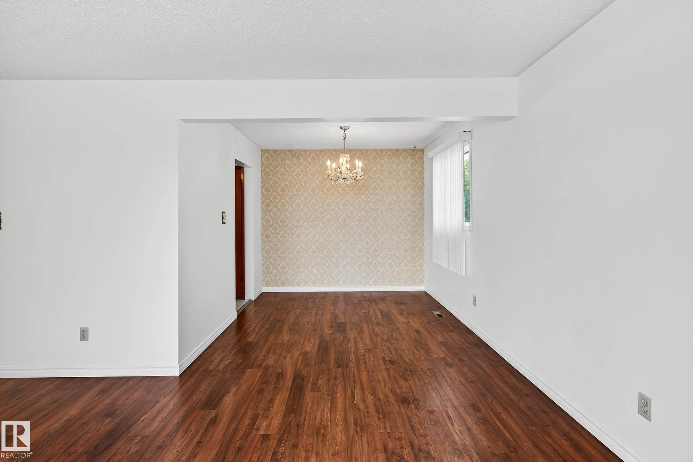 15008 96 Street
