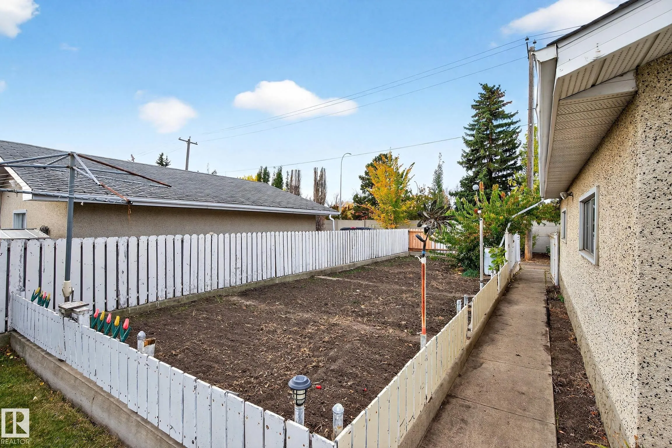 15008 96 Street
