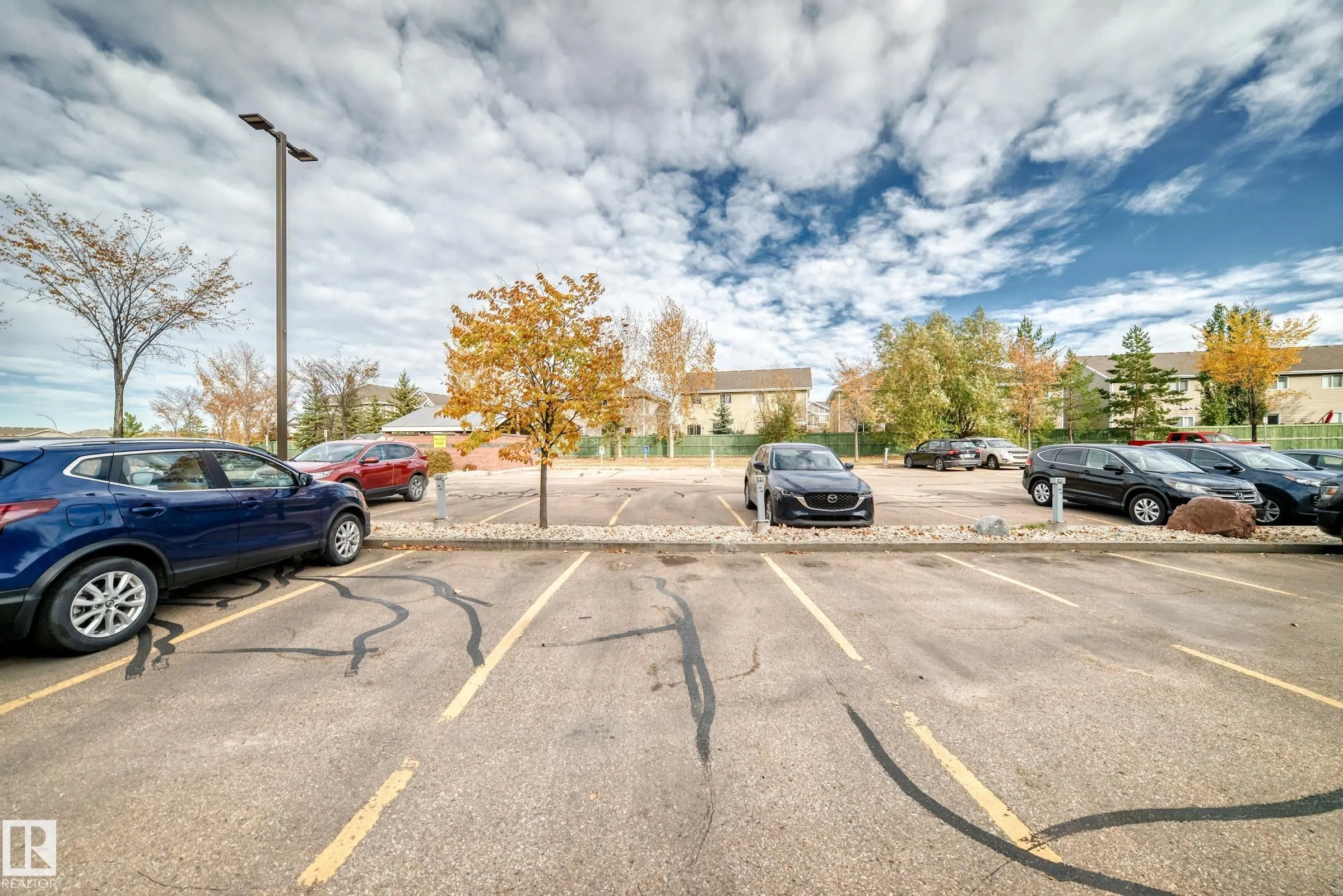 271 CHARLOTTE Way