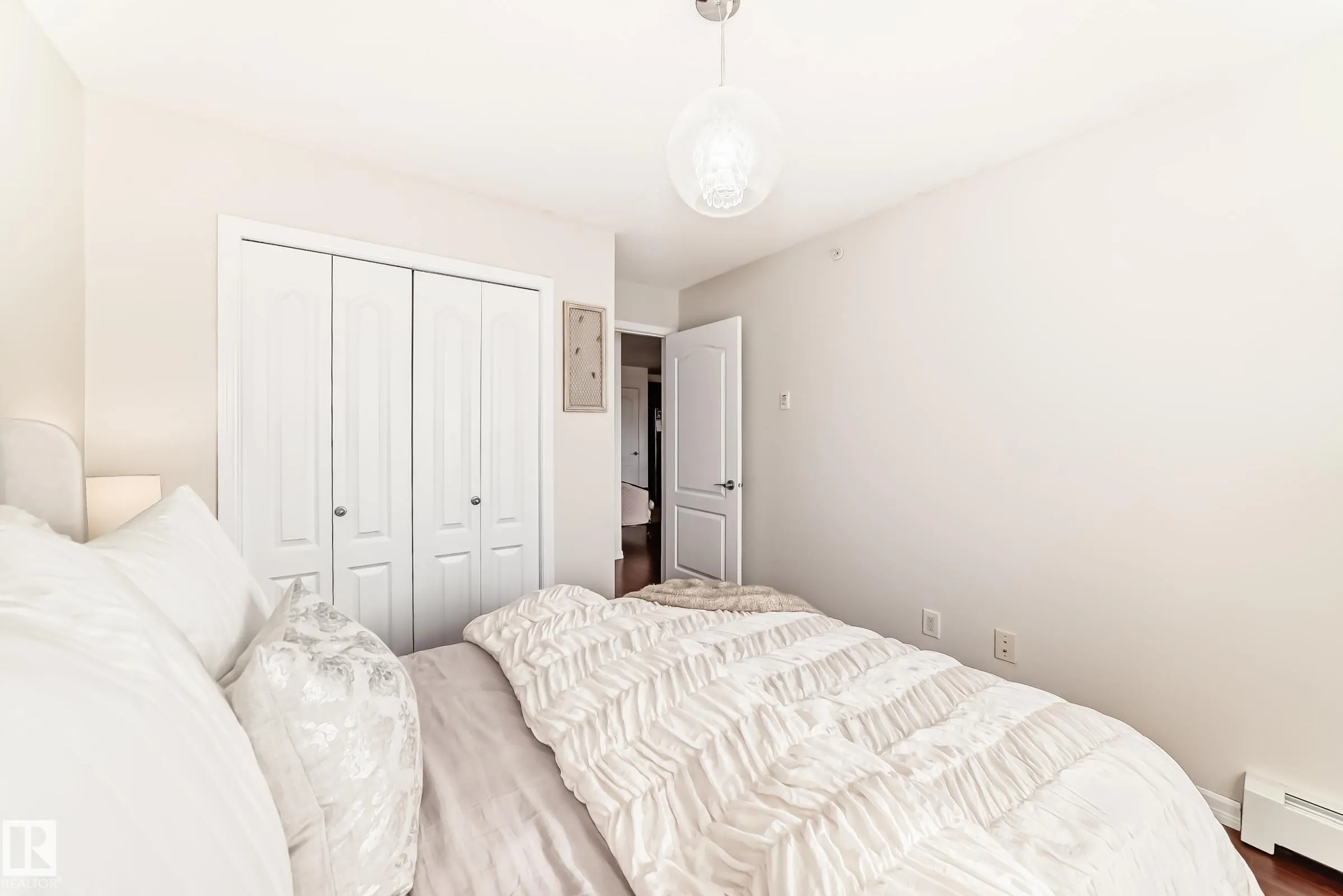 271 CHARLOTTE Way