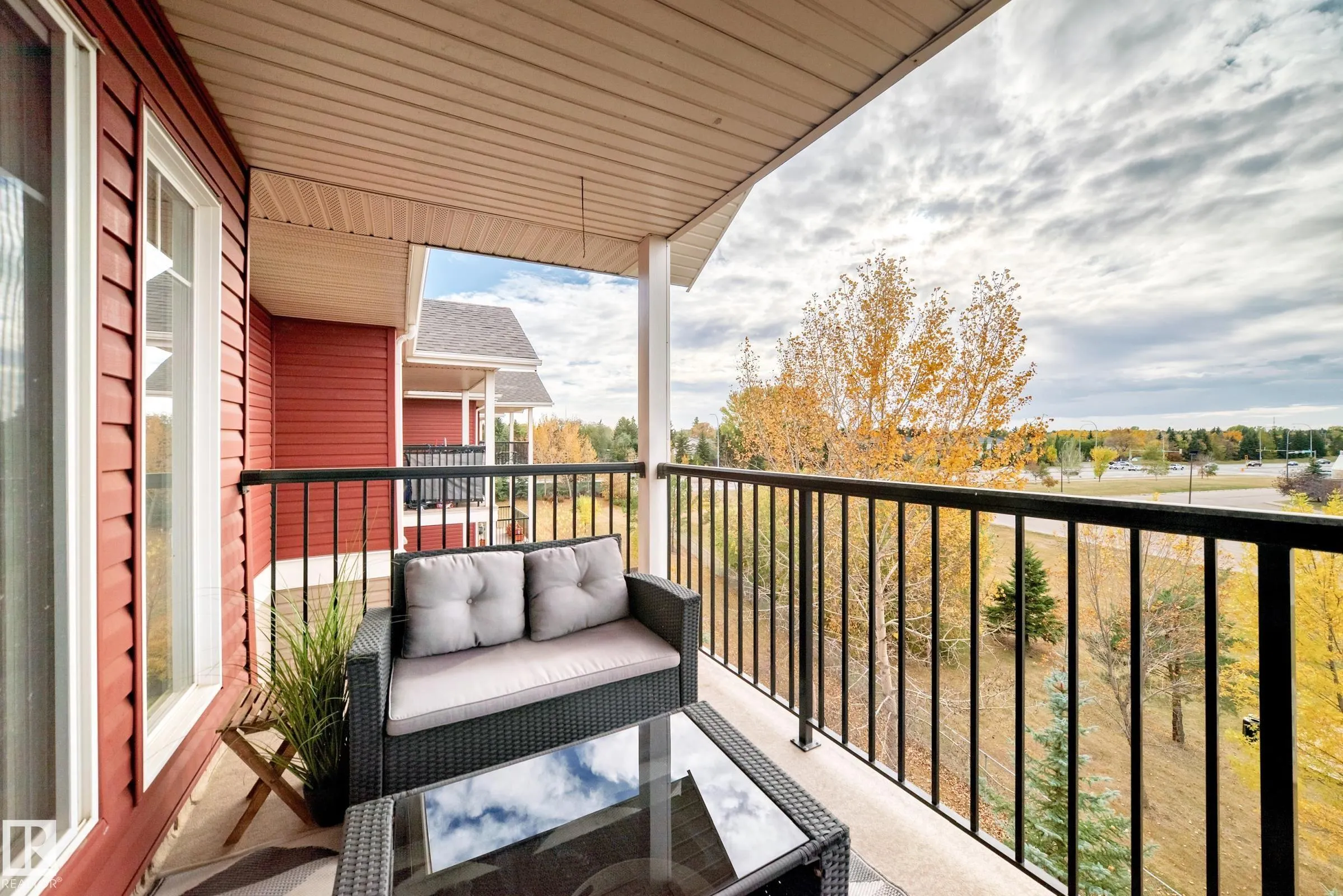 271 CHARLOTTE Way
