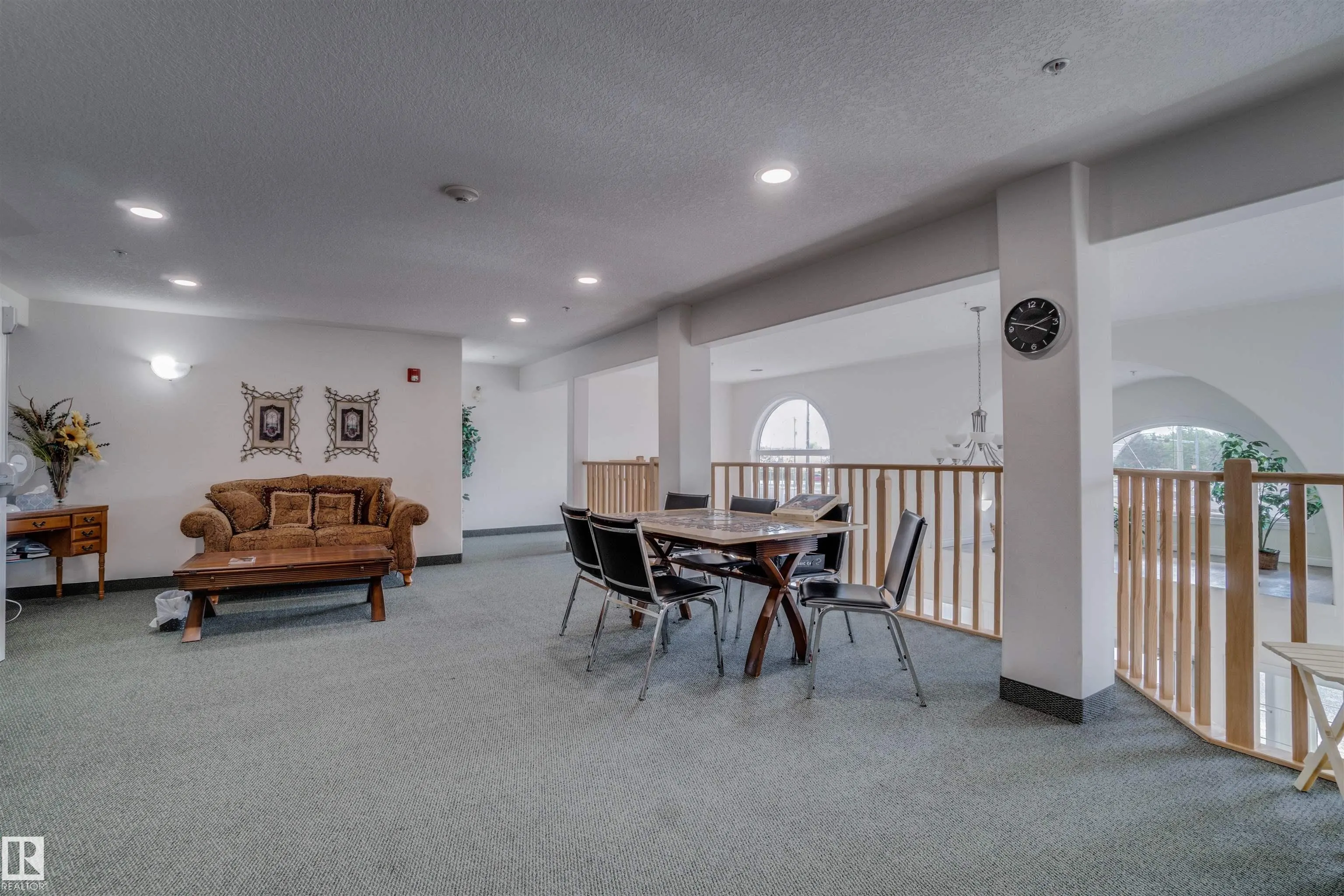 7801 GOLF COURSE Road