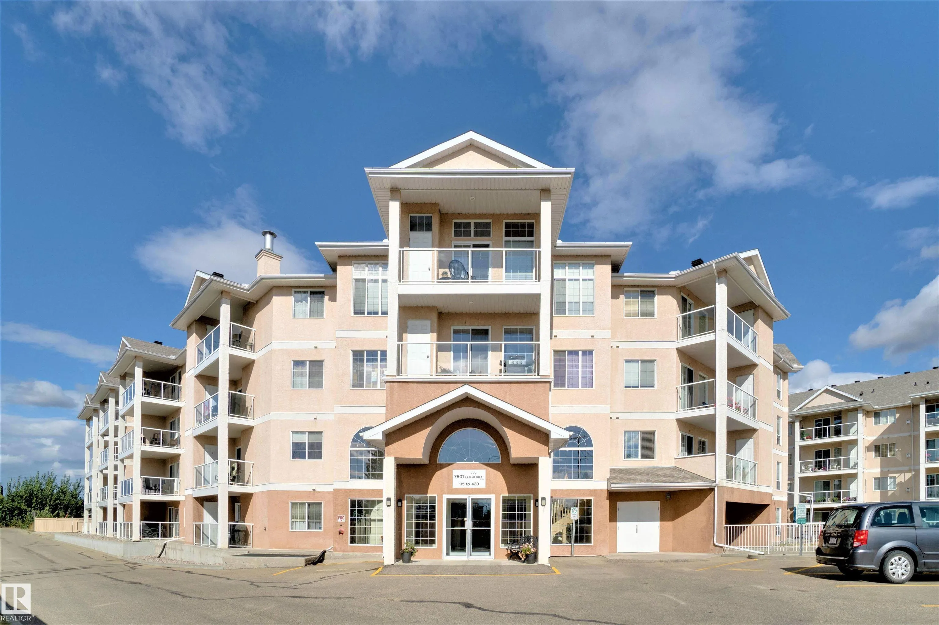 7801 GOLF COURSE Road