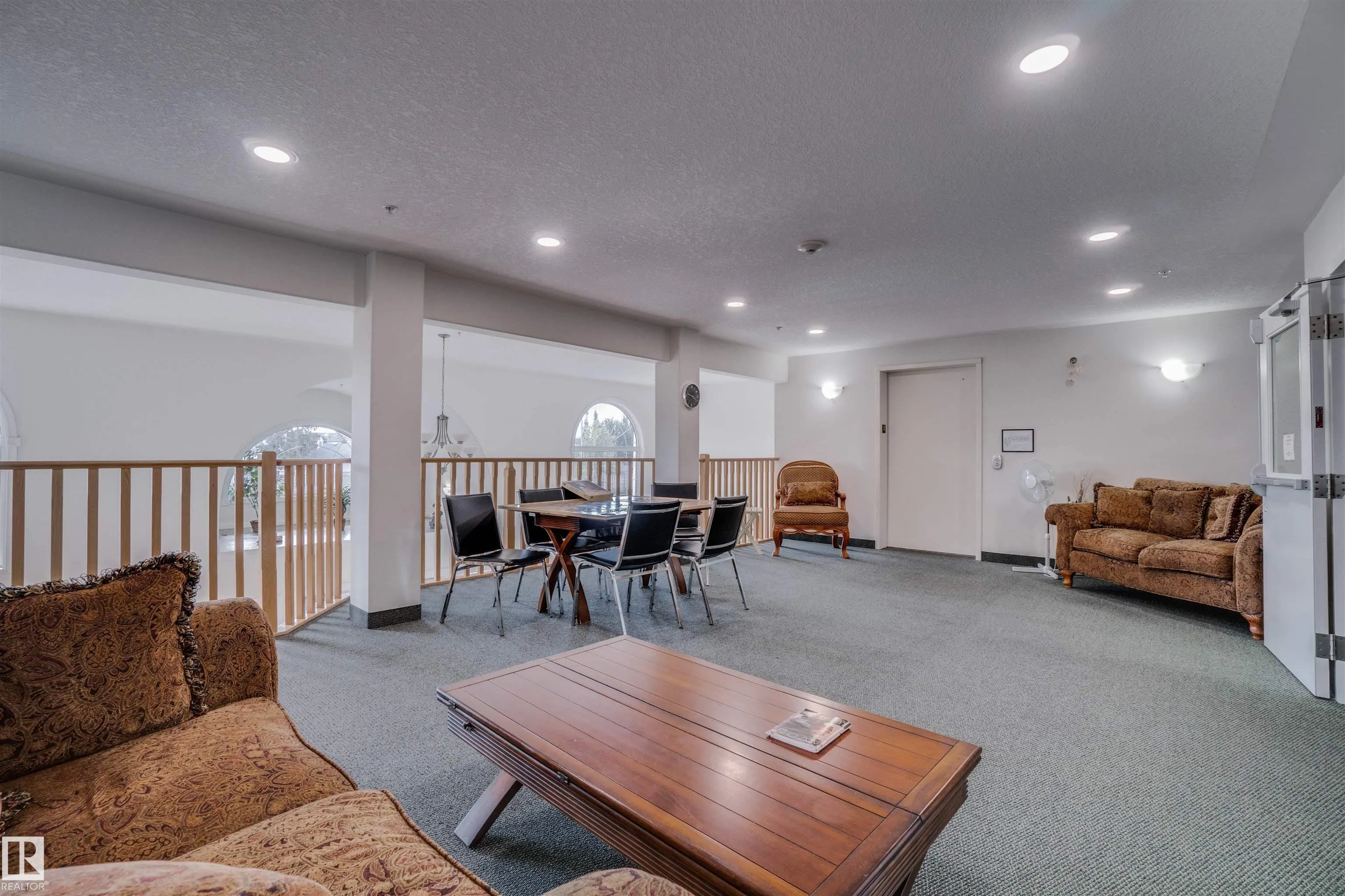 7801 GOLF COURSE Road