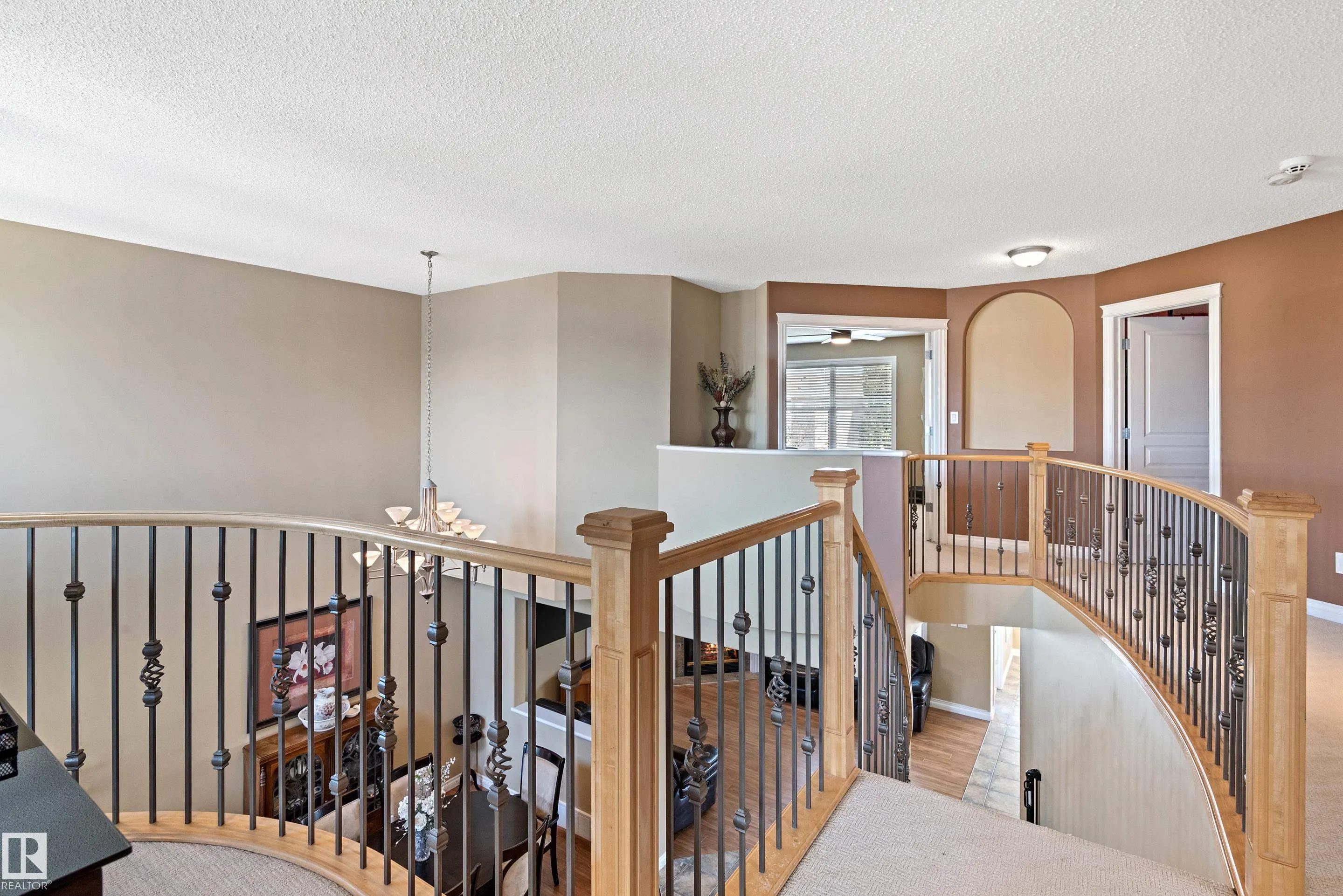 356 CALDERON Crescent