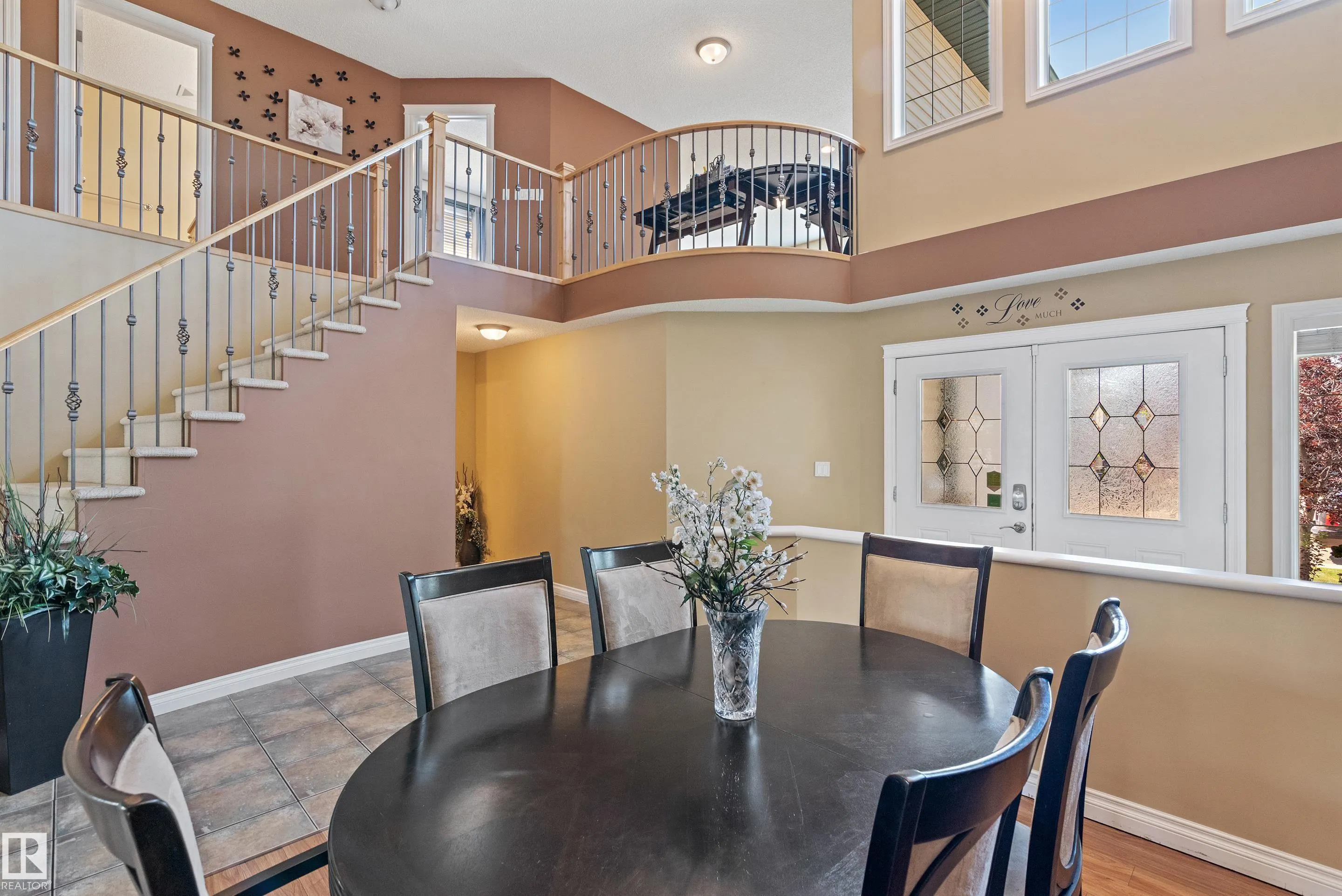 356 CALDERON Crescent