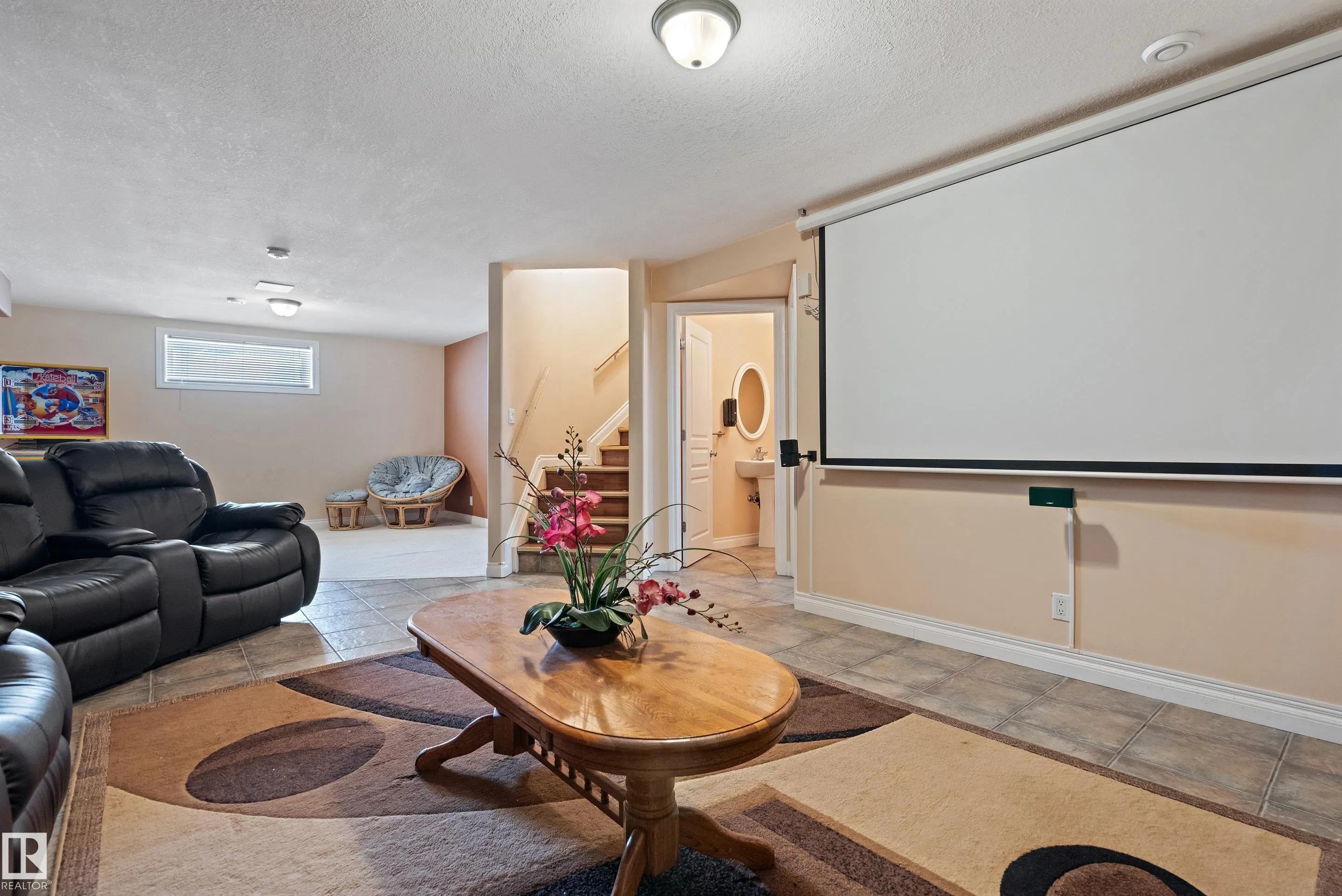 356 CALDERON Crescent
