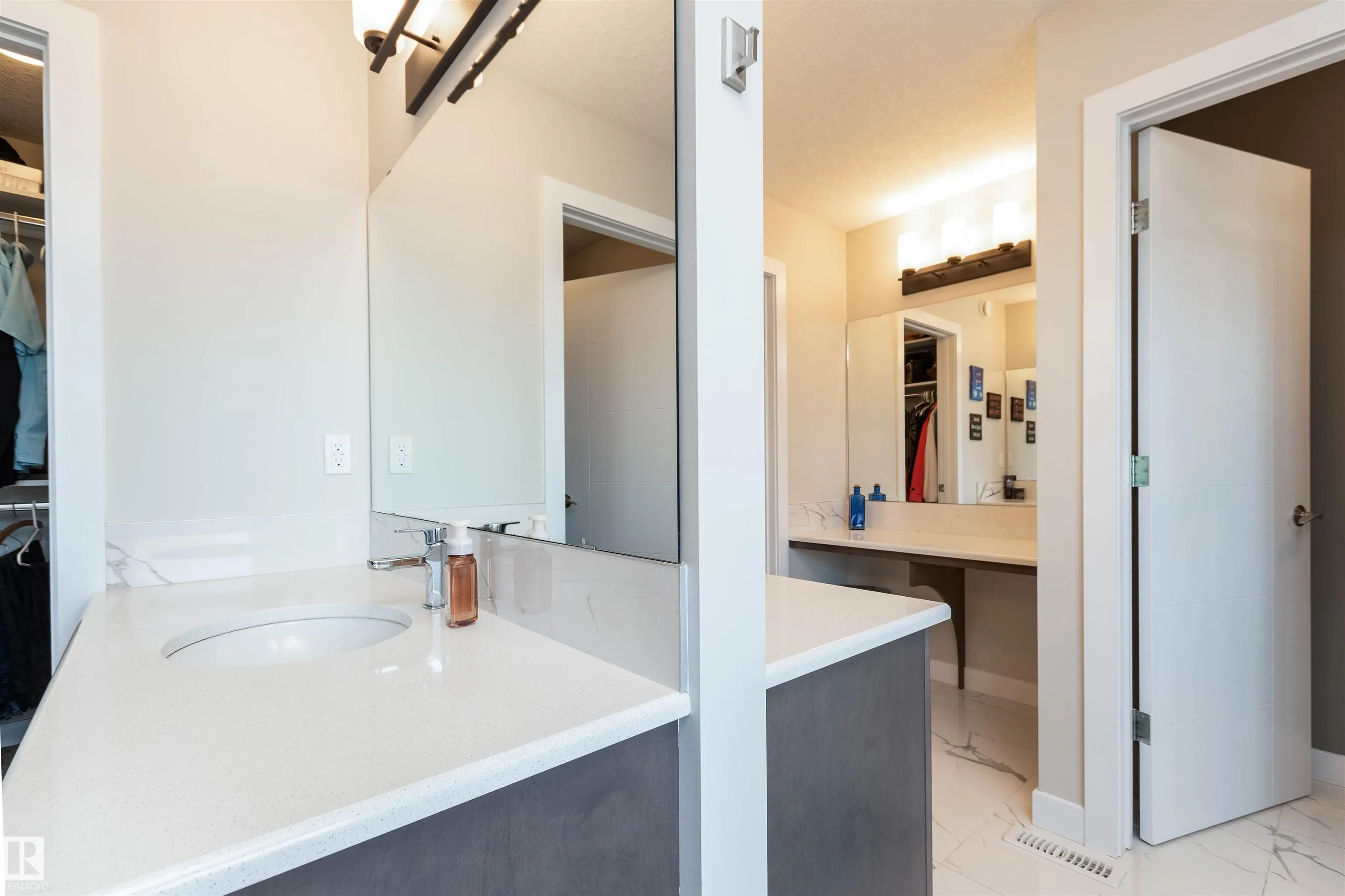 210 Sago Cove