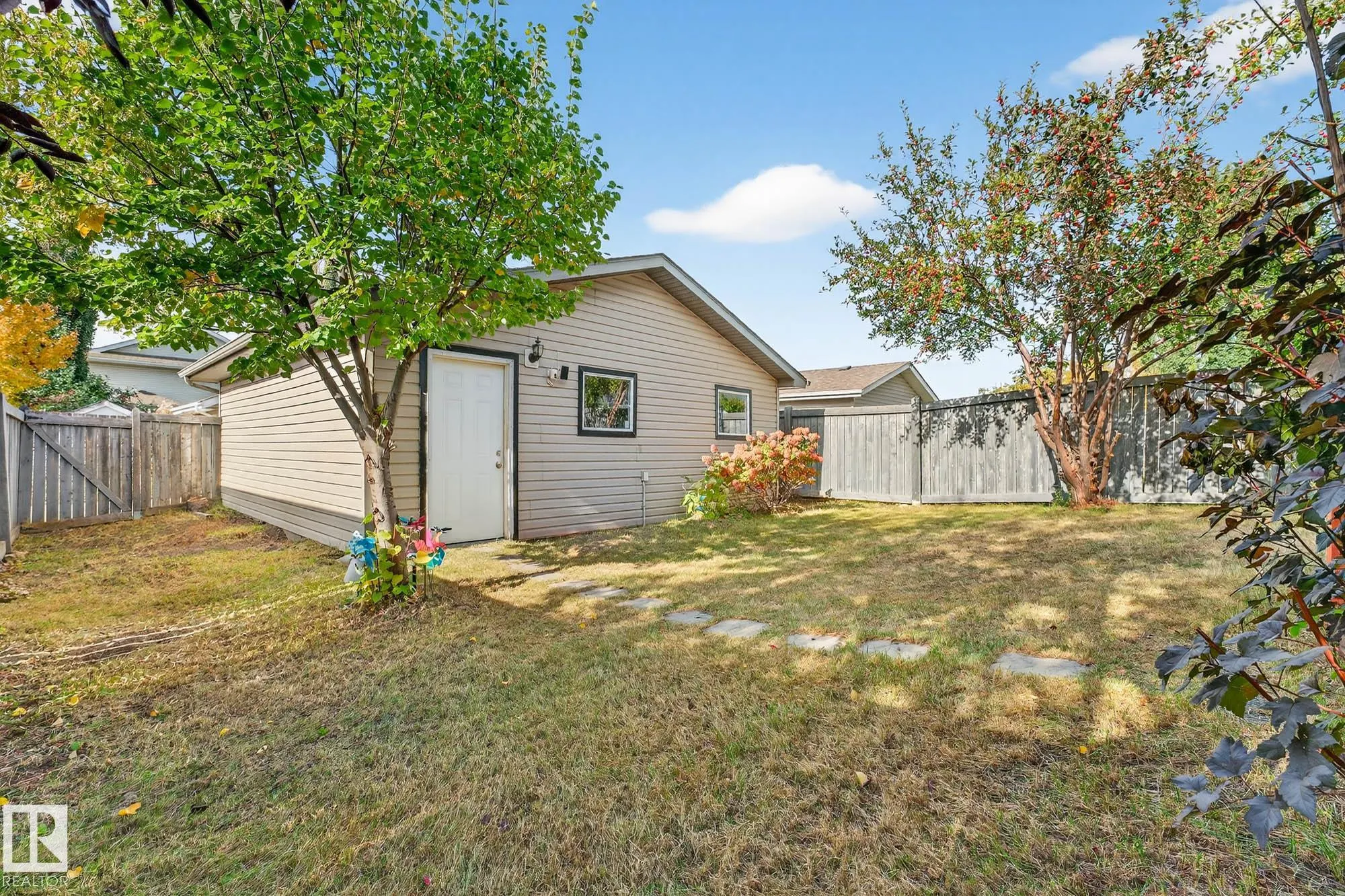 2626 TAYLOR GREEN
