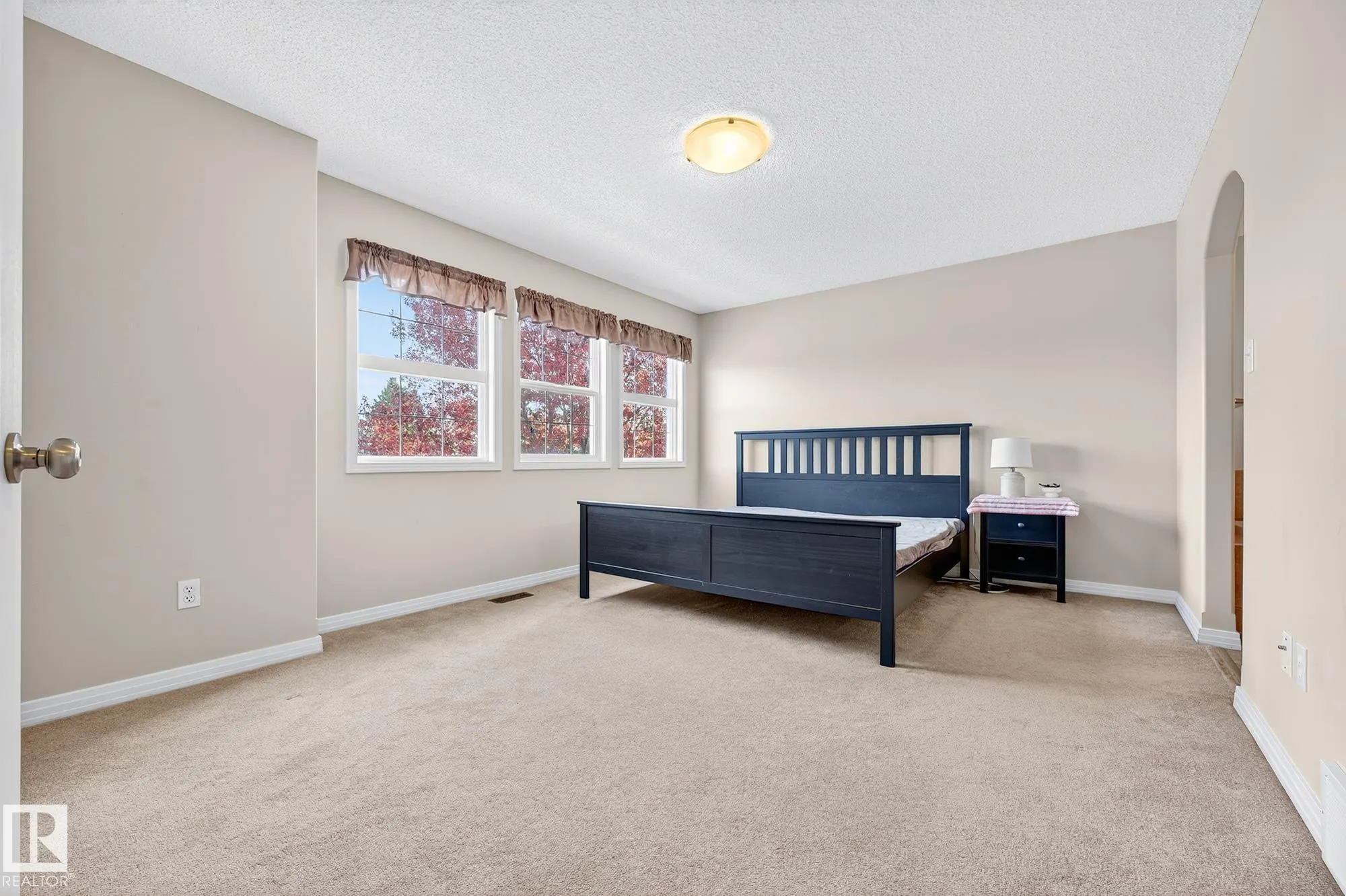 2626 TAYLOR GREEN