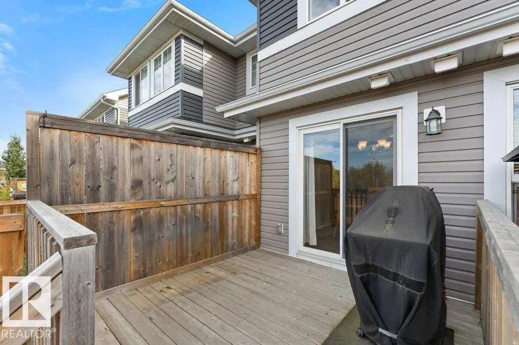 3873 ROBINS Crescent