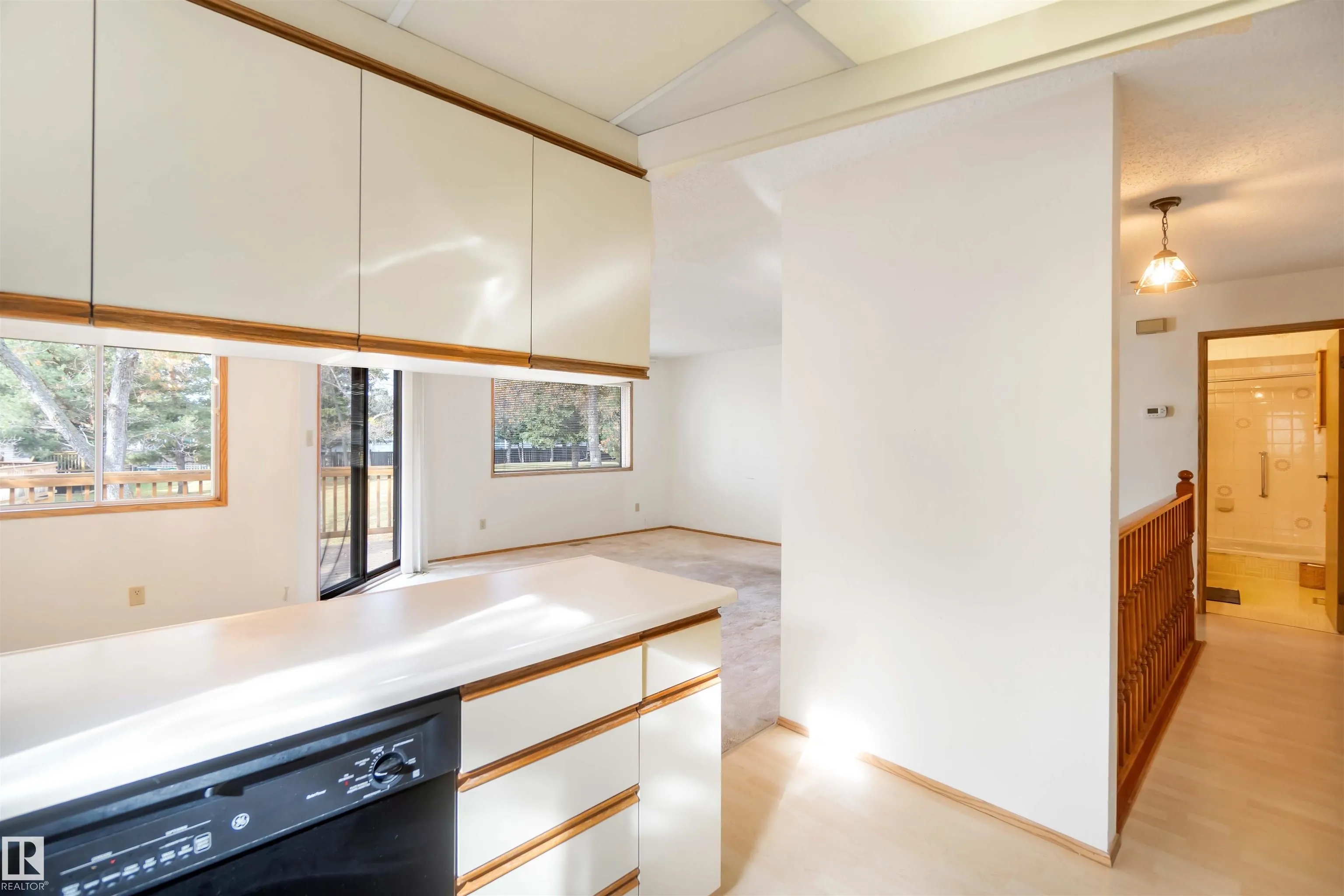 223 OEMING Road