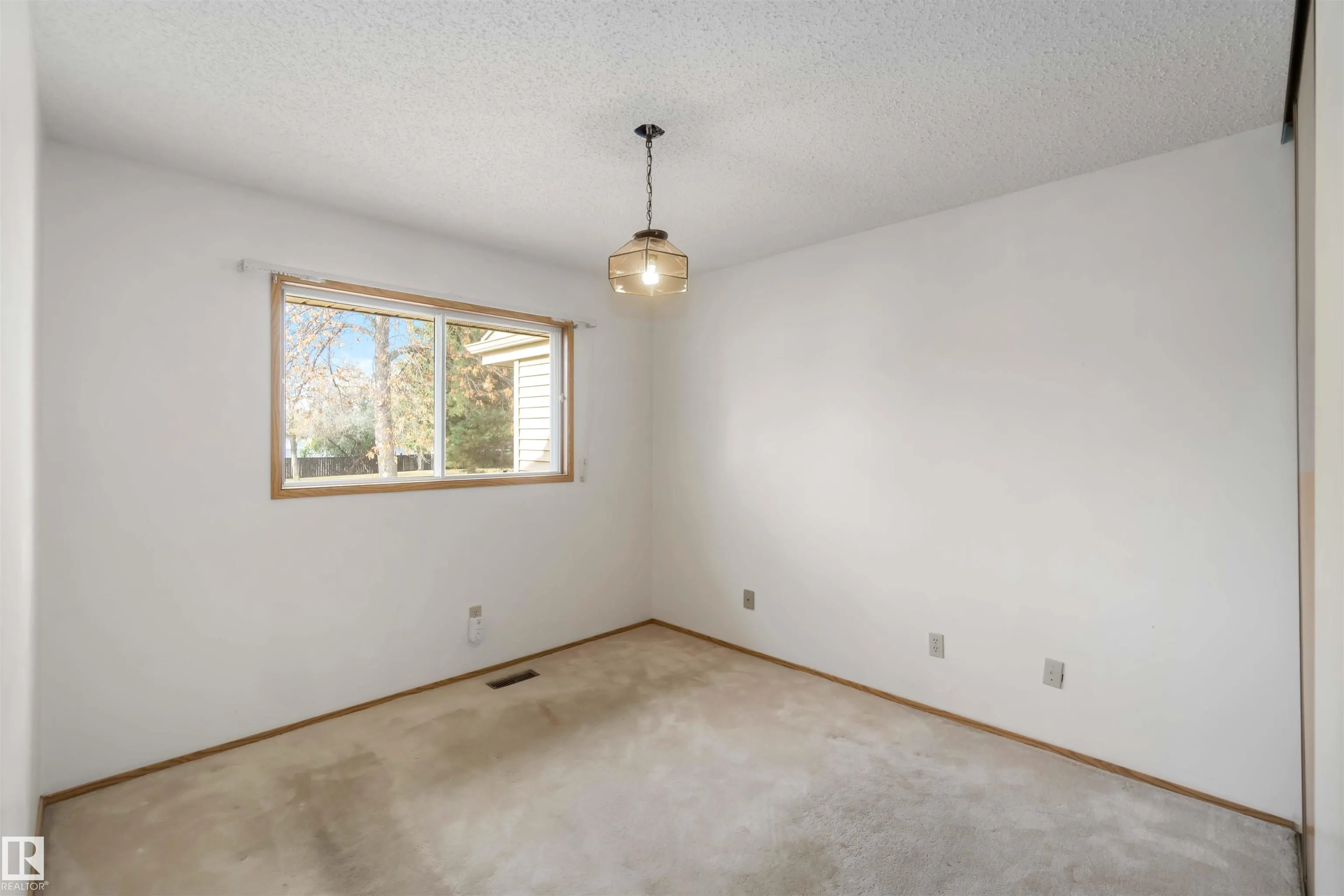 223 OEMING Road