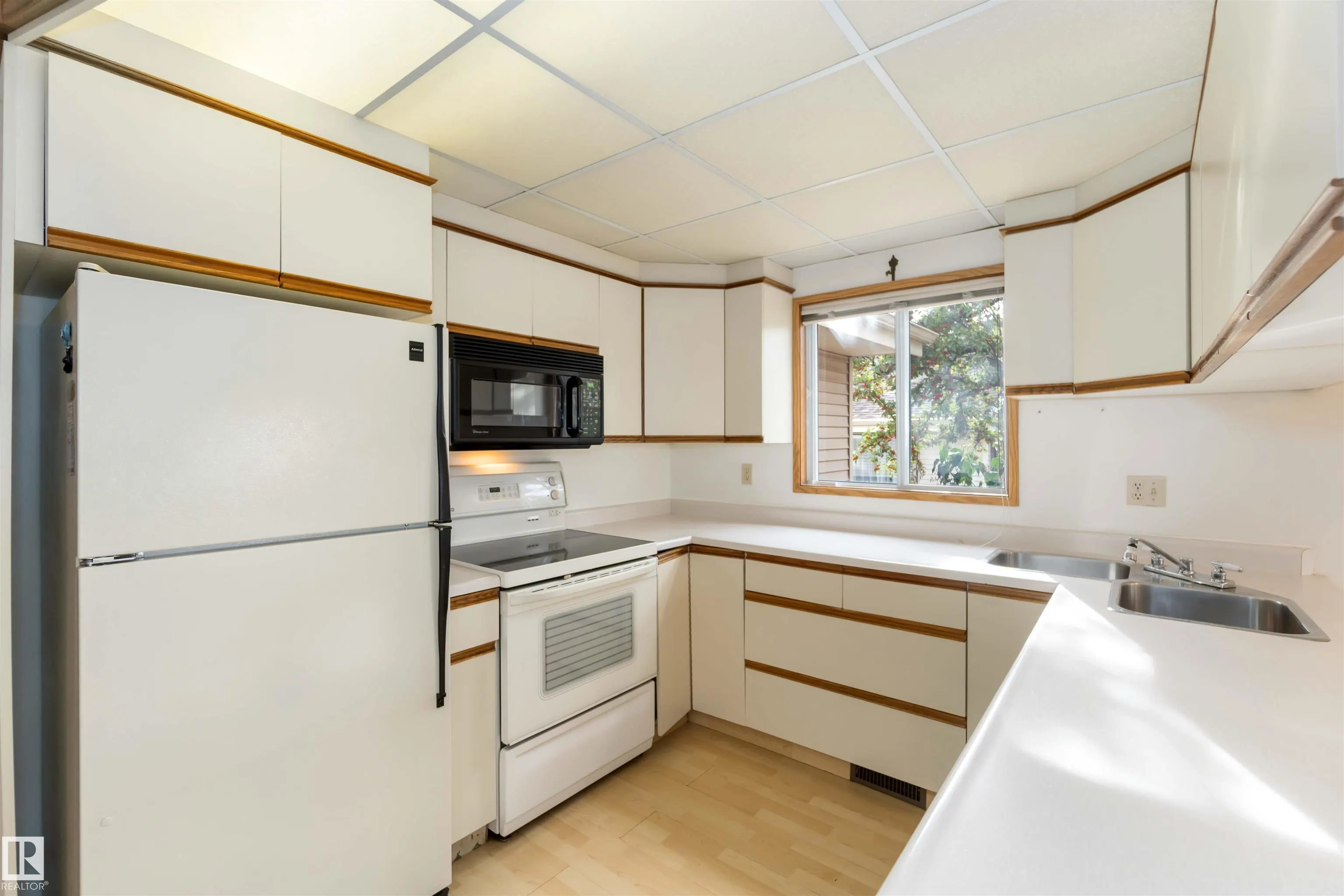 223 OEMING Road