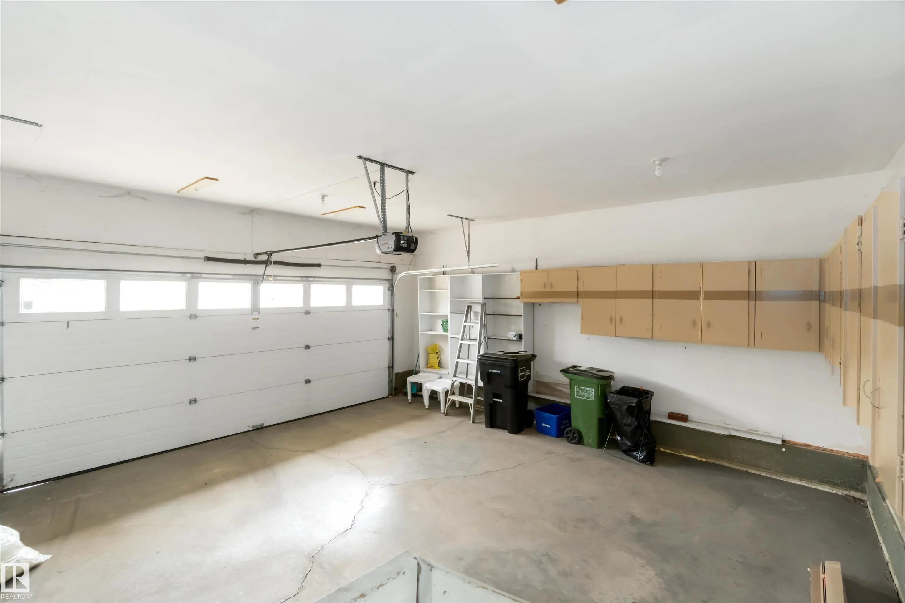 223 OEMING Road