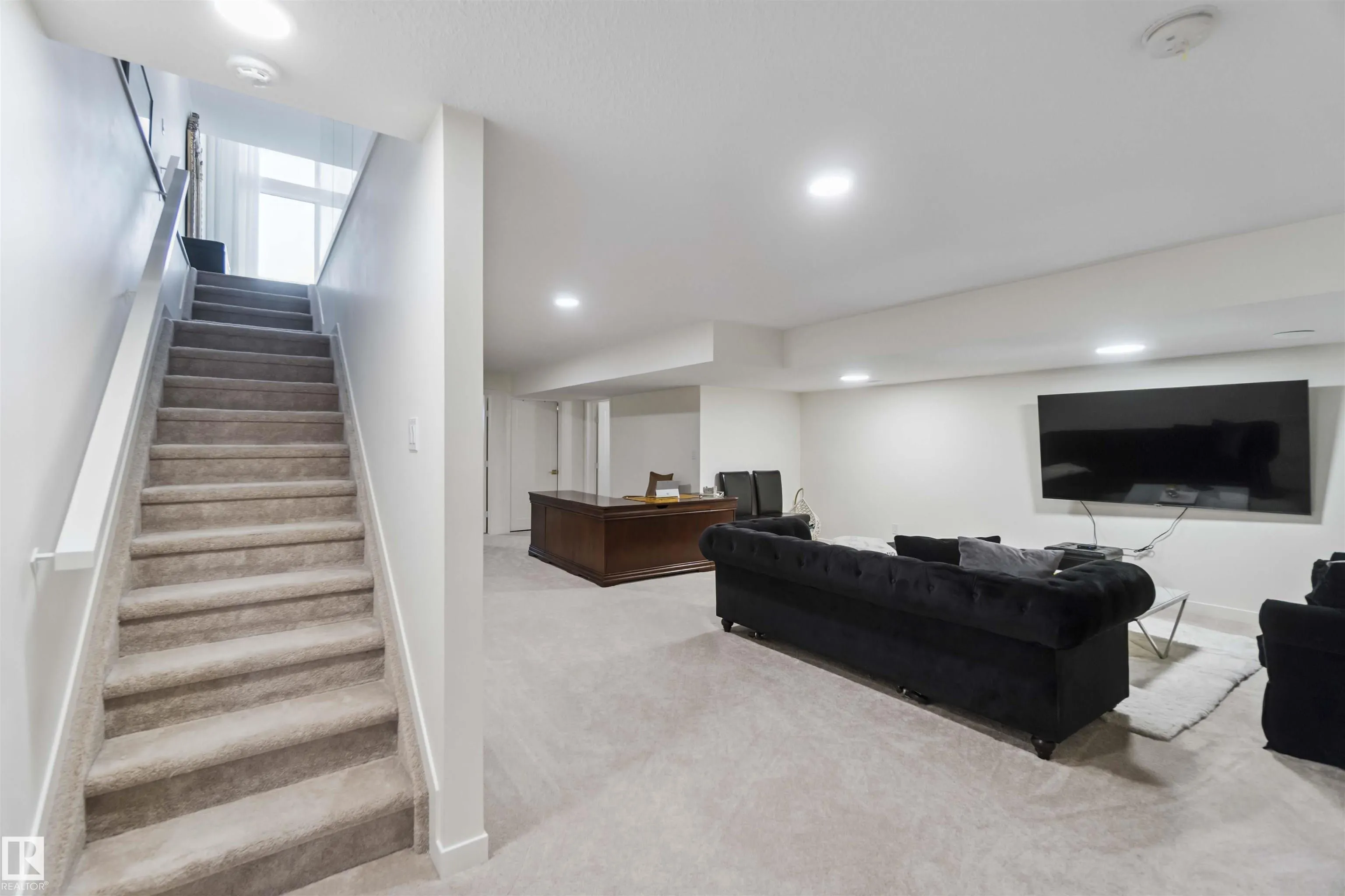 3233 KULAY Way