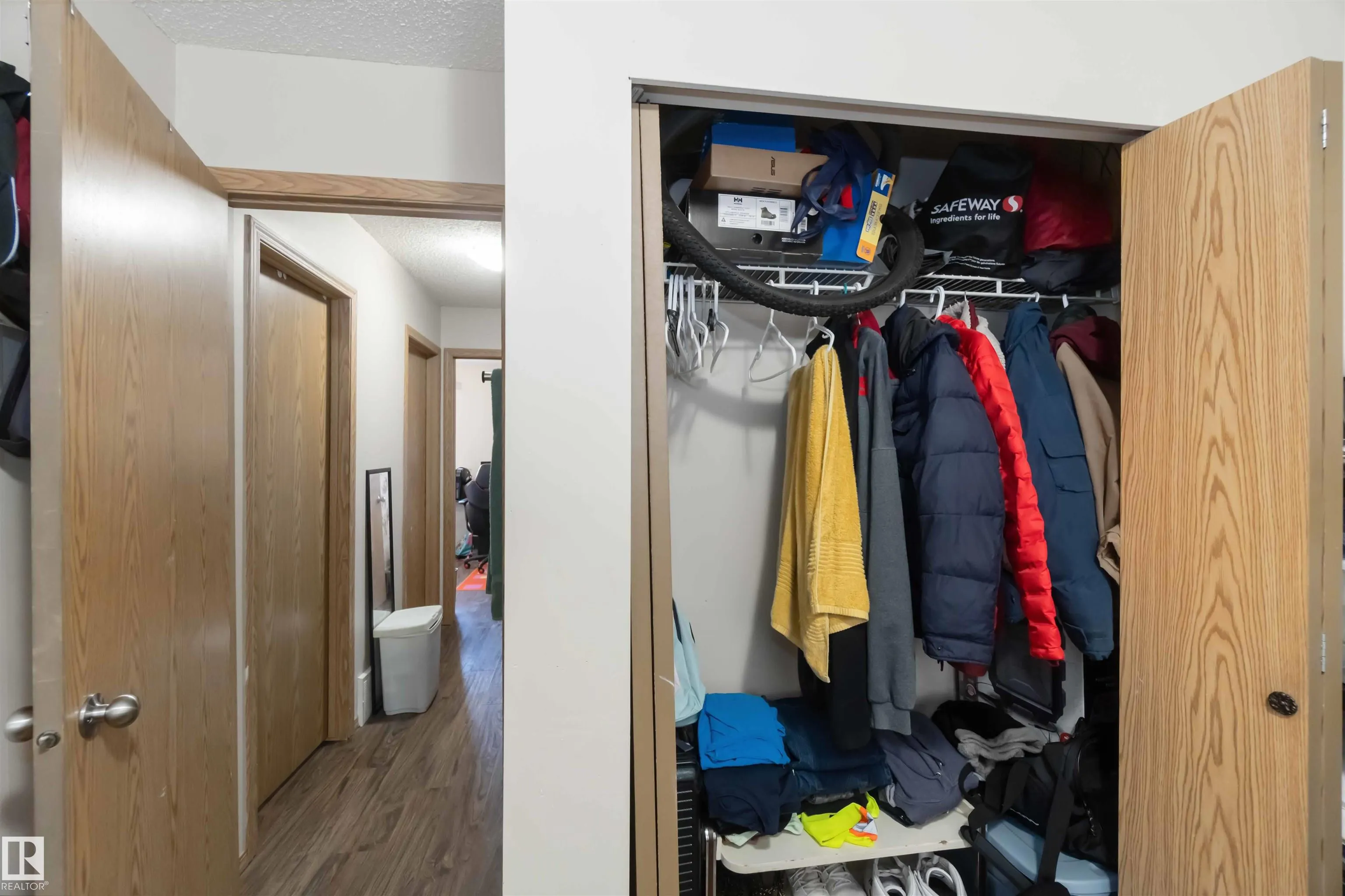 180 BRIDGEPORT Boulevard