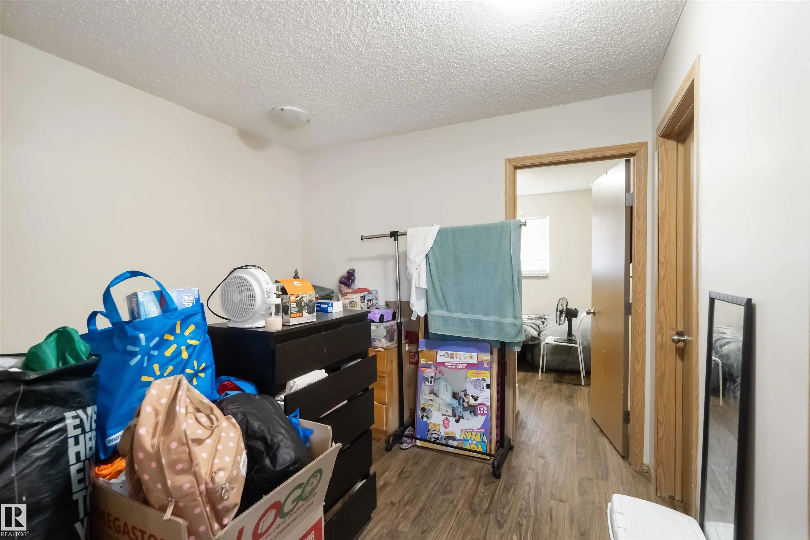 180 BRIDGEPORT Boulevard