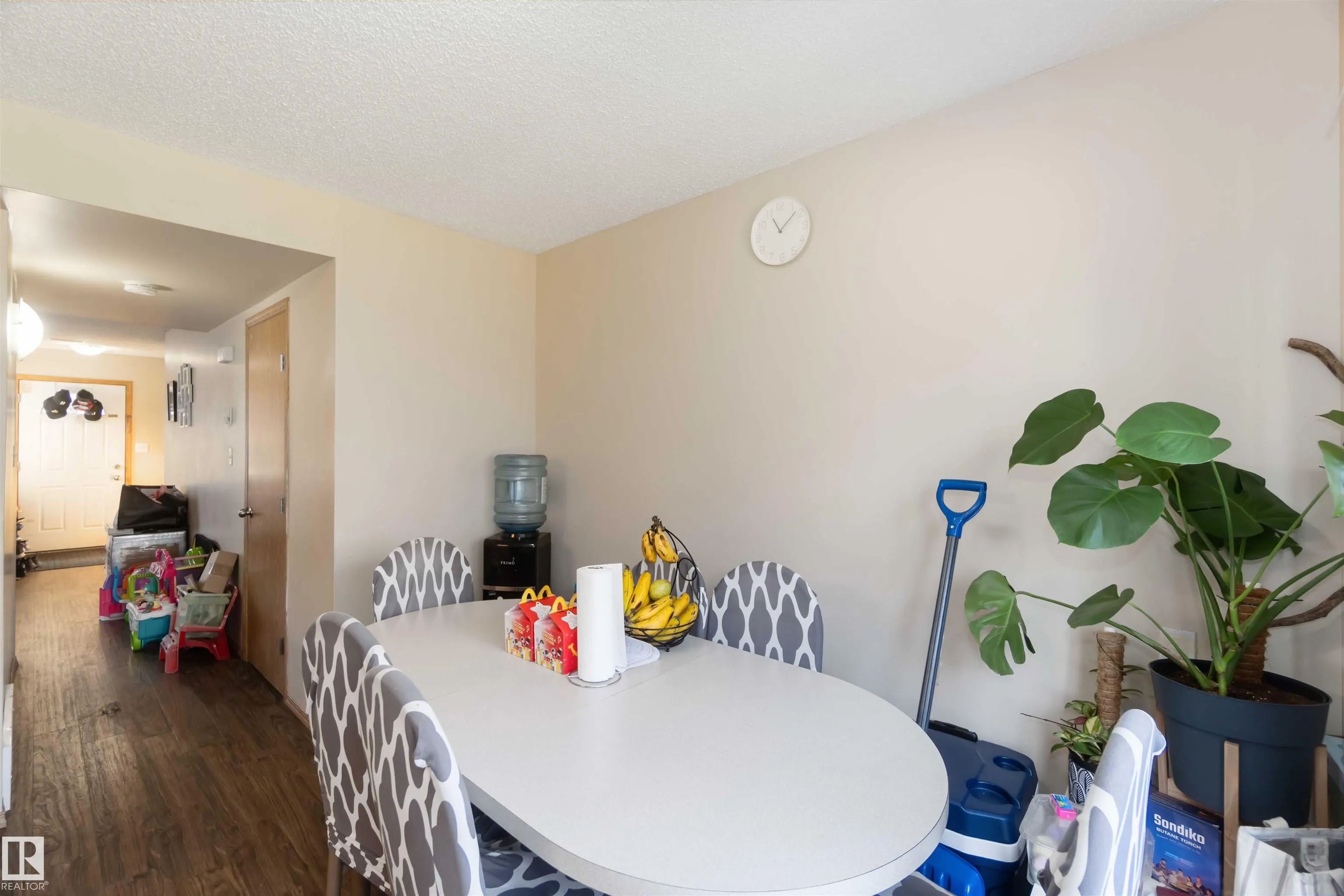 180 BRIDGEPORT Boulevard