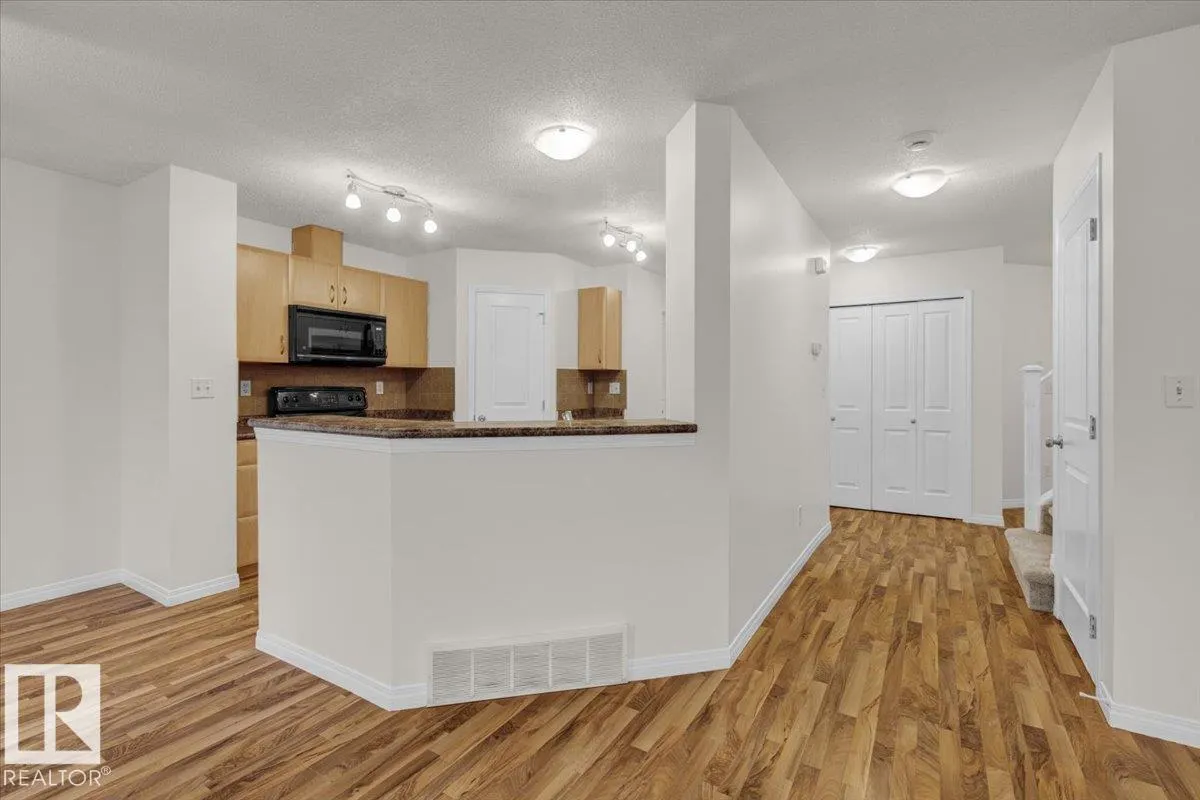 104 21 Summerwood Drive